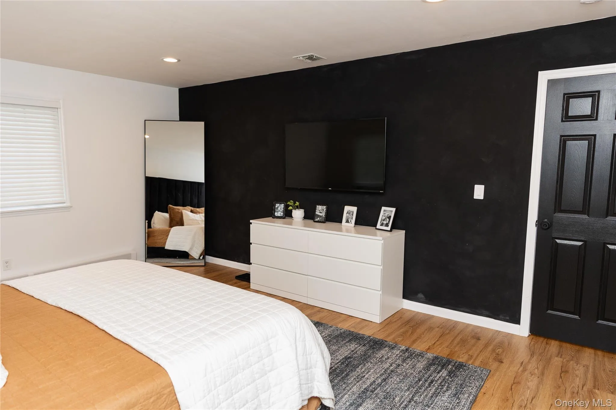 105 Highland Avenue, Brookhaven, NY, 4 Bedrooms Bedrooms, 8 Rooms Rooms,2 BathroomsBathrooms,Residential,For Rent,Highland,0,1062817 105 Highland Avenue, Brookhaven, NY, 4 Bedrooms Bedrooms, 8 Rooms Rooms,2 BathroomsBathrooms,Residential,For Rent,Highland,0,1062817