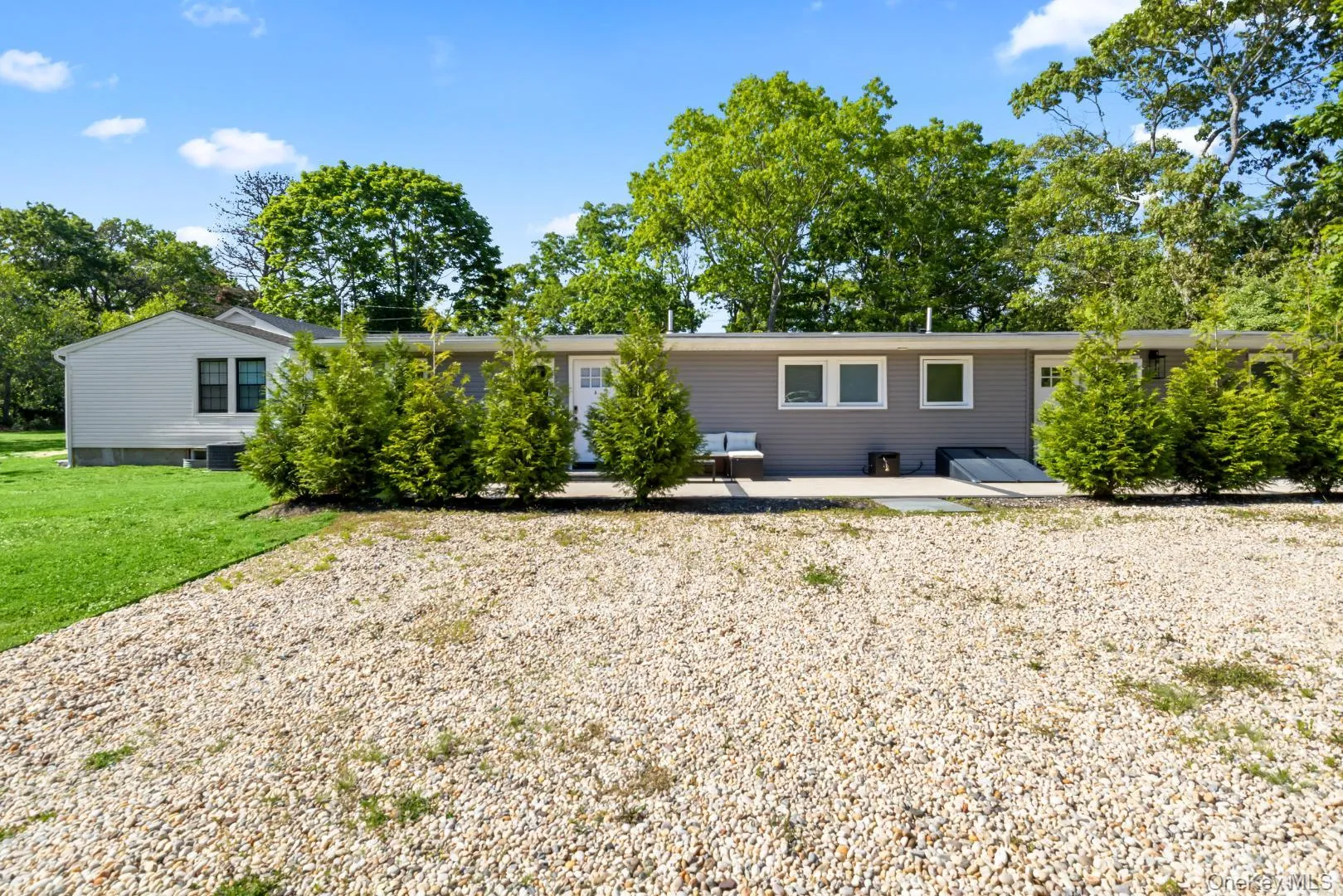 25 Peters Lane, Southampton, NY, 3 Bedrooms Bedrooms, 8 Rooms Rooms,1 BathroomBathrooms,Residential Lease,For Rent,Peters,0,1062823 25 Peters Lane, Southampton, NY, 3 Bedrooms Bedrooms, 8 Rooms Rooms,1 BathroomBathrooms,Residential Lease,For Rent,Peters,0,1062823