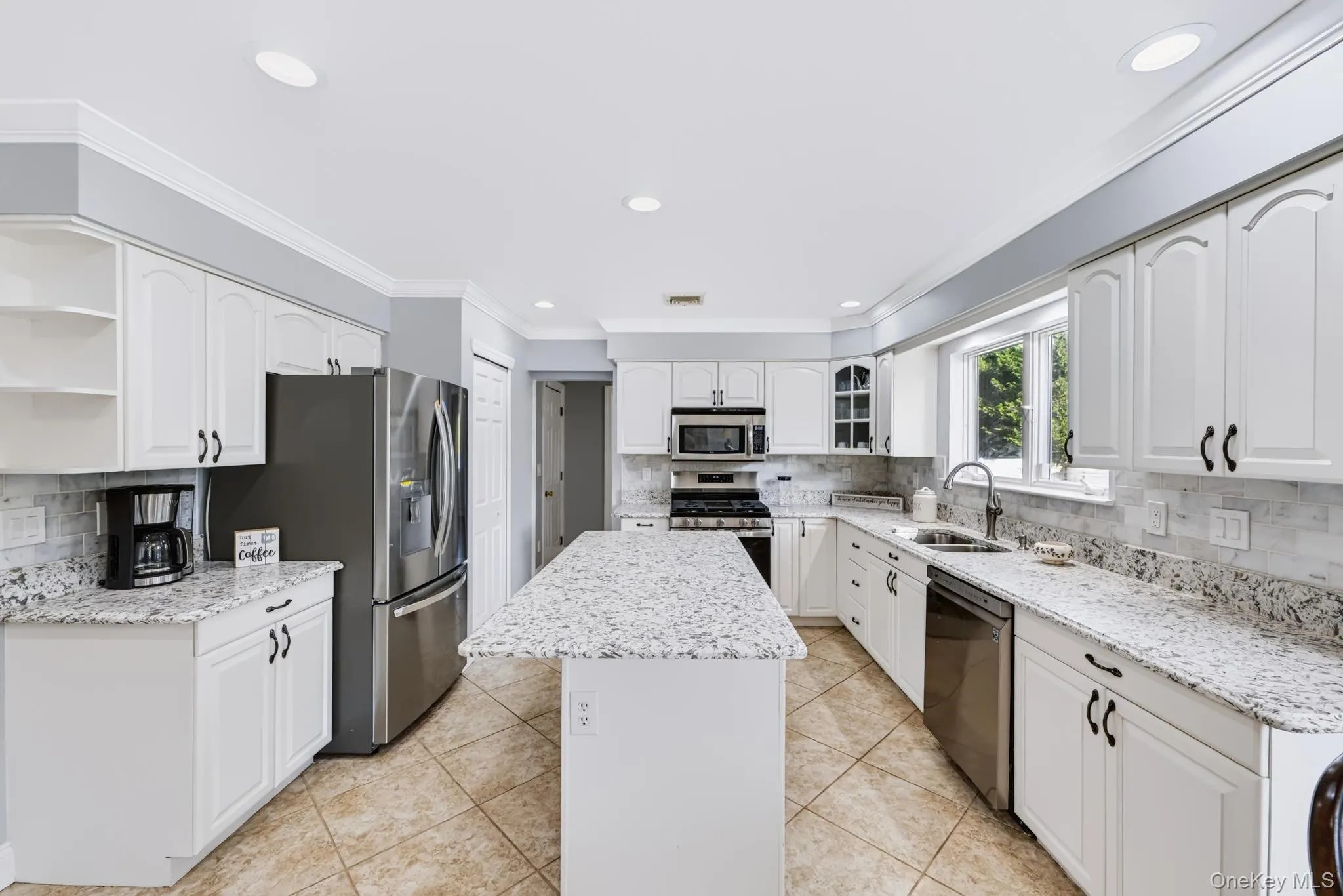 8 Brandon, Huntington, NY, 5 Bedrooms Bedrooms, 9 Rooms Rooms,2 BathroomsBathrooms,Residential,For Rent,Brandon,0,1062824 8 Brandon, Huntington, NY, 5 Bedrooms Bedrooms, 9 Rooms Rooms,2 BathroomsBathrooms,Residential,For Rent,Brandon,0,1062824