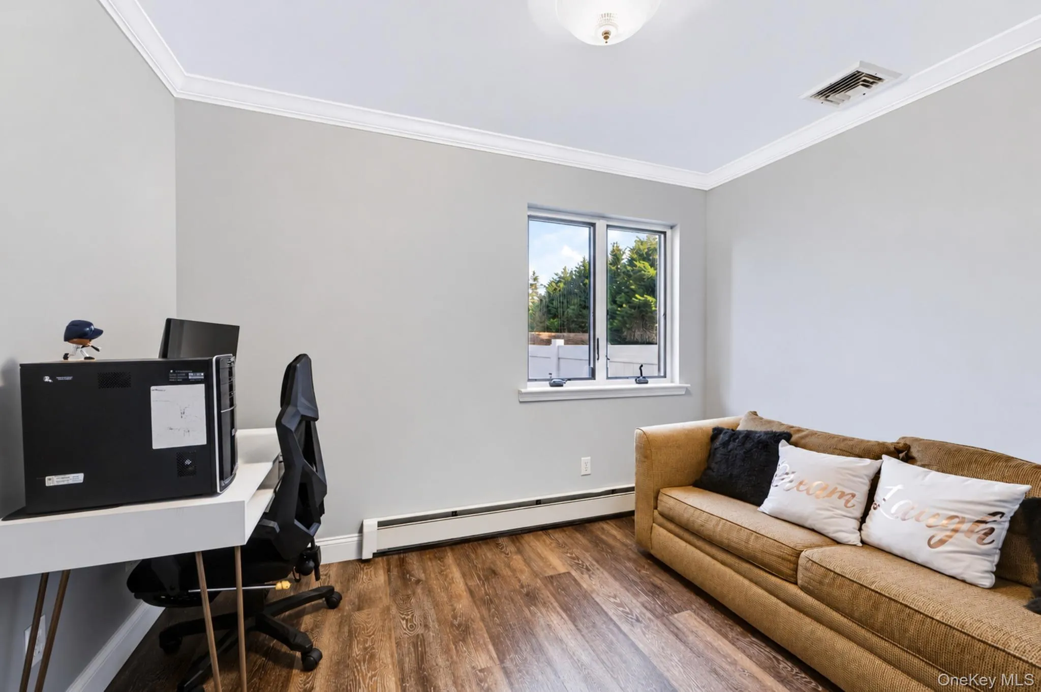 8 Brandon, Huntington, NY, 5 Bedrooms Bedrooms, 9 Rooms Rooms,2 BathroomsBathrooms,Residential,For Rent,Brandon,0,1062824 8 Brandon, Huntington, NY, 5 Bedrooms Bedrooms, 9 Rooms Rooms,2 BathroomsBathrooms,Residential,For Rent,Brandon,0,1062824