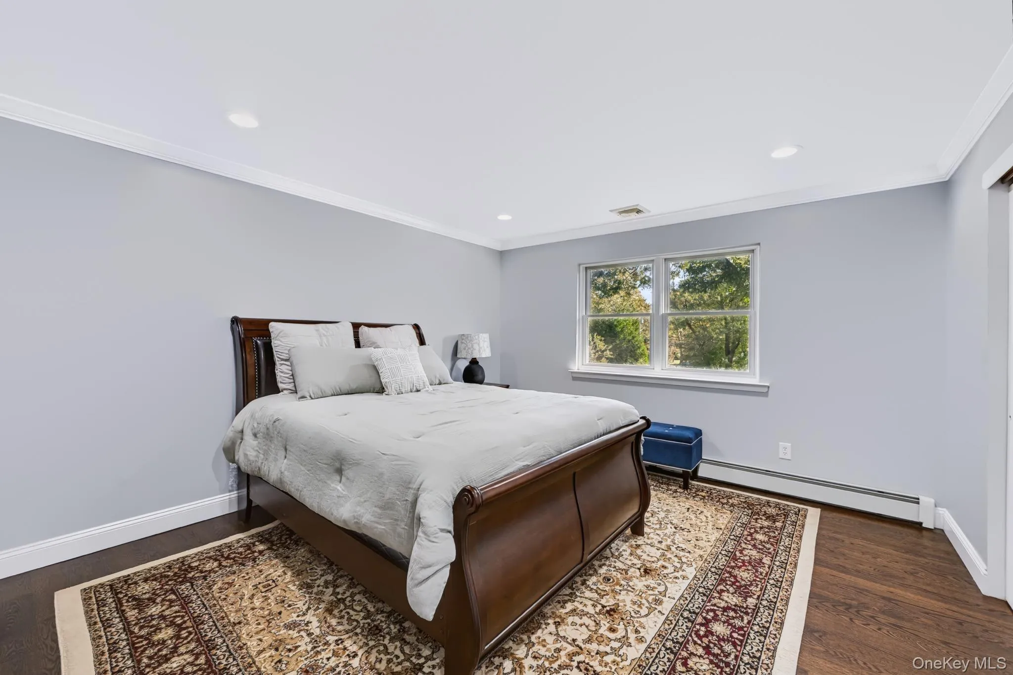 8 Brandon, Huntington, NY, 5 Bedrooms Bedrooms, 9 Rooms Rooms,2 BathroomsBathrooms,Residential,For Rent,Brandon,0,1062824 8 Brandon, Huntington, NY, 5 Bedrooms Bedrooms, 9 Rooms Rooms,2 BathroomsBathrooms,Residential,For Rent,Brandon,0,1062824