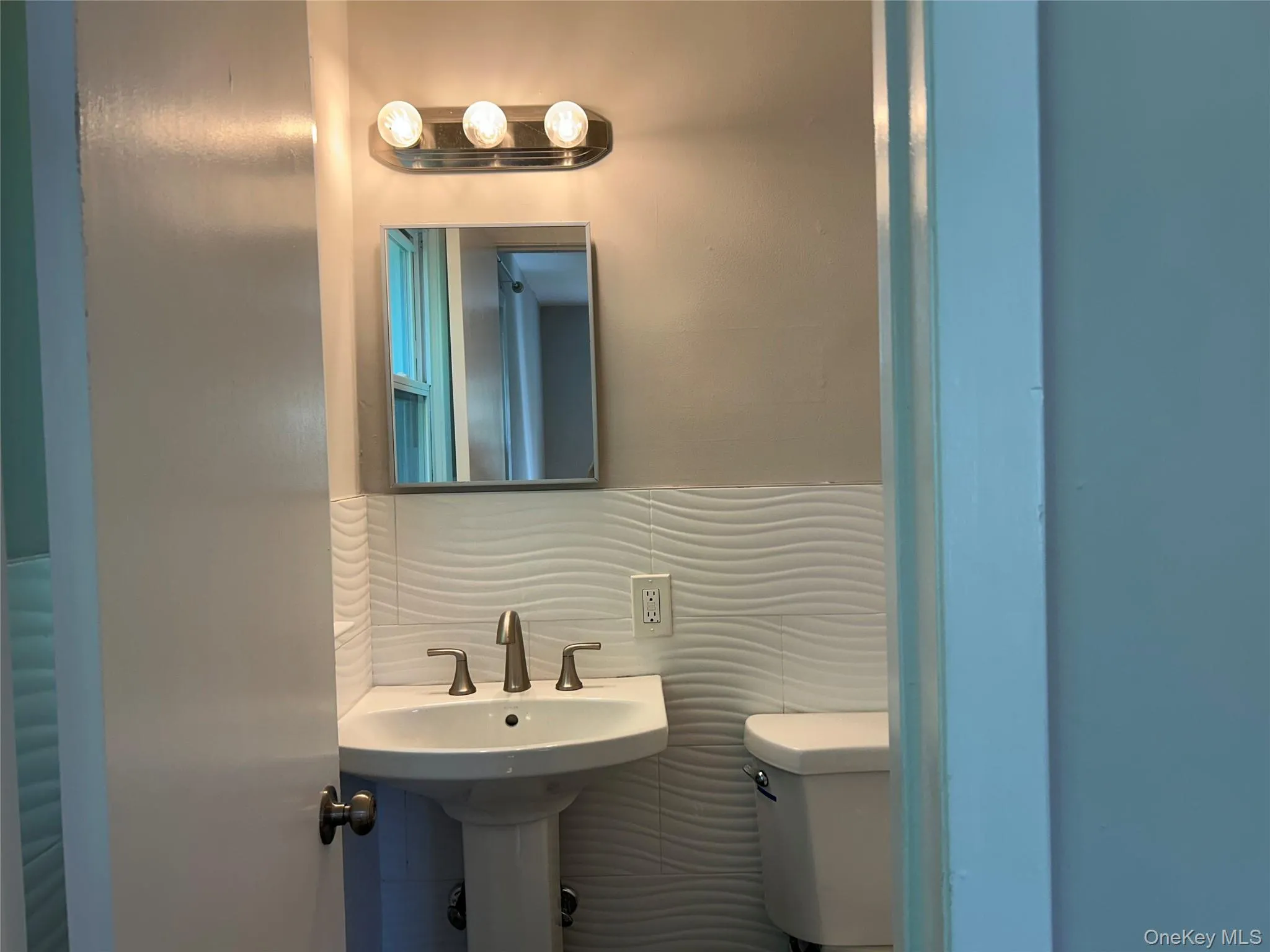 82 Church Street, Clarkstown, NY, 2 Bedrooms Bedrooms, 4 Rooms Rooms,1 BathroomBathrooms,Residential Lease,For Rent,Church,0,1062836 82 Church Street, Clarkstown, NY, 2 Bedrooms Bedrooms, 4 Rooms Rooms,1 BathroomBathrooms,Residential Lease,For Rent,Church,0,1062836
