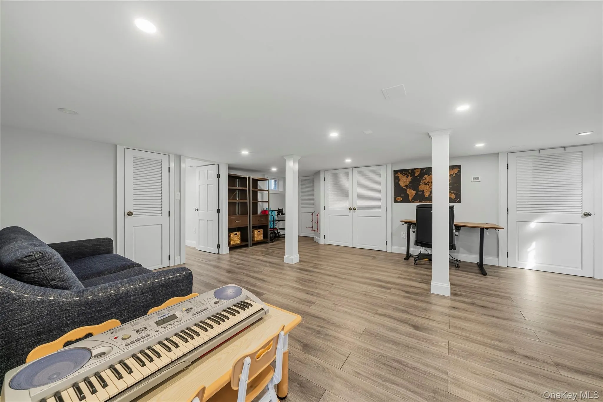 51 Lake Road, Clarkstown, NY, 4 Bedrooms Bedrooms, 9 Rooms Rooms,2 BathroomsBathrooms,Residential,For Rent,Lake,0,1062841 51 Lake Road, Clarkstown, NY, 4 Bedrooms Bedrooms, 9 Rooms Rooms,2 BathroomsBathrooms,Residential,For Rent,Lake,0,1062841
