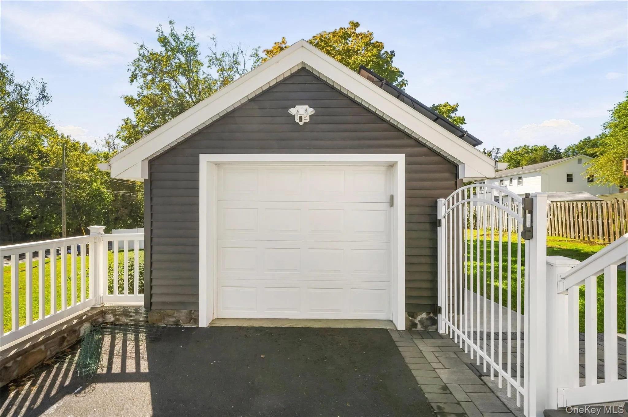 51 Lake Road, Clarkstown, NY, 4 Bedrooms Bedrooms, 9 Rooms Rooms,2 BathroomsBathrooms,Residential,For Rent,Lake,0,1062841 51 Lake Road, Clarkstown, NY, 4 Bedrooms Bedrooms, 9 Rooms Rooms,2 BathroomsBathrooms,Residential,For Rent,Lake,0,1062841