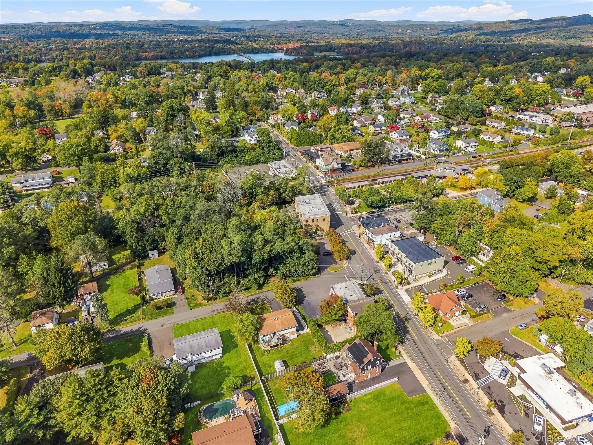 51 Lake Road, Clarkstown, NY, 4 Bedrooms Bedrooms, 9 Rooms Rooms,2 BathroomsBathrooms,Residential,For Rent,Lake,0,1062841 51 Lake Road, Clarkstown, NY, 4 Bedrooms Bedrooms, 9 Rooms Rooms,2 BathroomsBathrooms,Residential,For Rent,Lake,0,1062841
