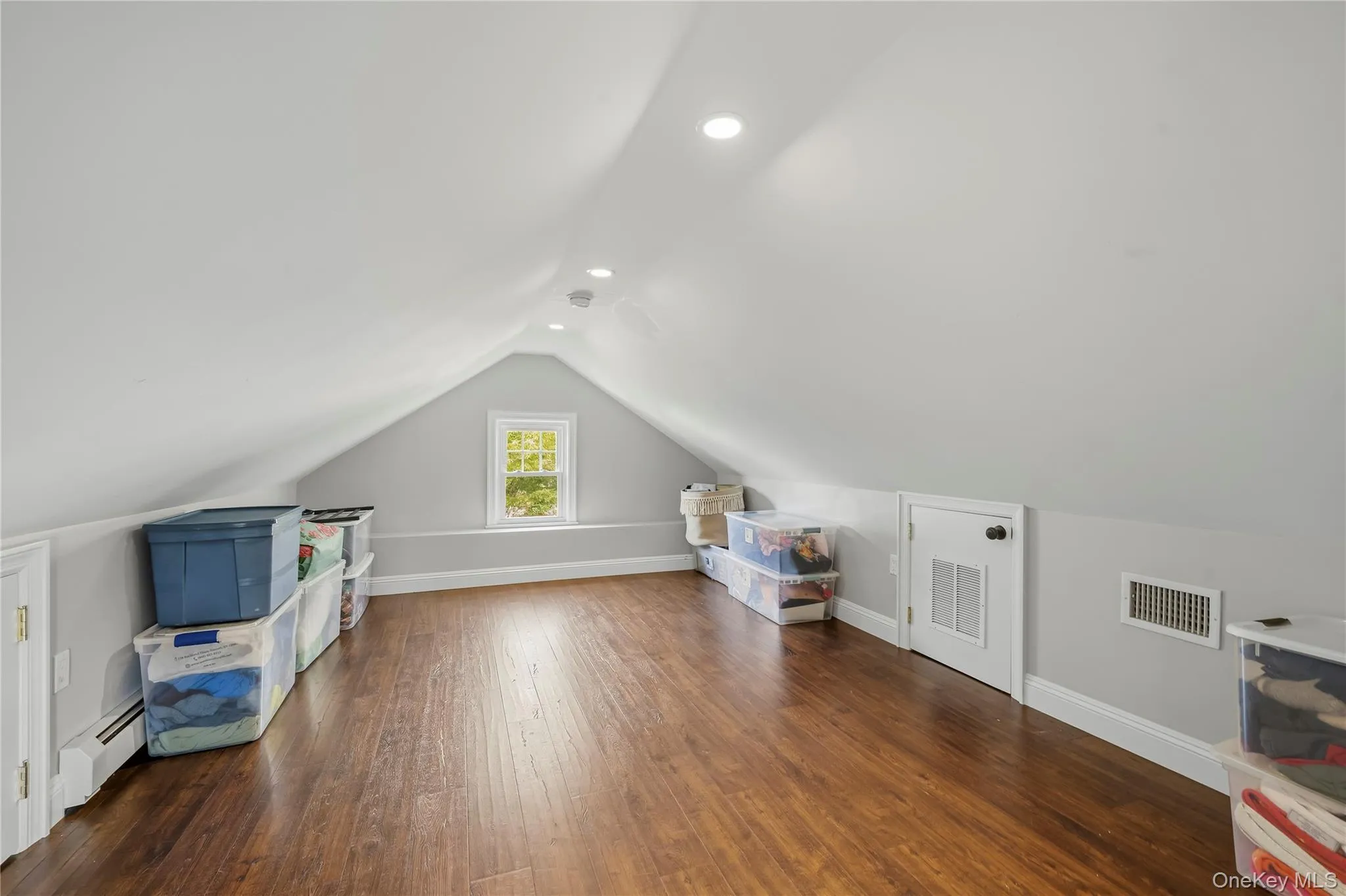 51 Lake Road, Clarkstown, NY, 4 Bedrooms Bedrooms, 9 Rooms Rooms,2 BathroomsBathrooms,Residential,For Rent,Lake,0,1062841 51 Lake Road, Clarkstown, NY, 4 Bedrooms Bedrooms, 9 Rooms Rooms,2 BathroomsBathrooms,Residential,For Rent,Lake,0,1062841