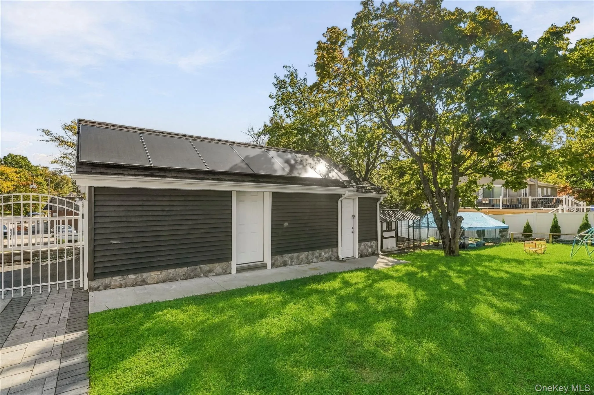 51 Lake Road, Clarkstown, NY, 4 Bedrooms Bedrooms, 9 Rooms Rooms,2 BathroomsBathrooms,Residential,For Rent,Lake,0,1062841 51 Lake Road, Clarkstown, NY, 4 Bedrooms Bedrooms, 9 Rooms Rooms,2 BathroomsBathrooms,Residential,For Rent,Lake,0,1062841