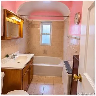 107 Branton Street, New York, NY, 2 Bedrooms Bedrooms, 6 Rooms Rooms,1 BathroomBathrooms,Residential,For Rent,Branton,0,1062846 107 Branton Street, New York, NY, 2 Bedrooms Bedrooms, 6 Rooms Rooms,1 BathroomBathrooms,Residential,For Rent,Branton,0,1062846