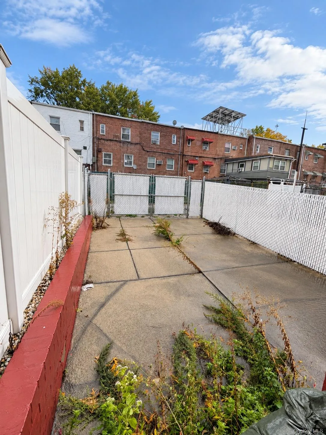 Parking and BackYard Parking and BackYard