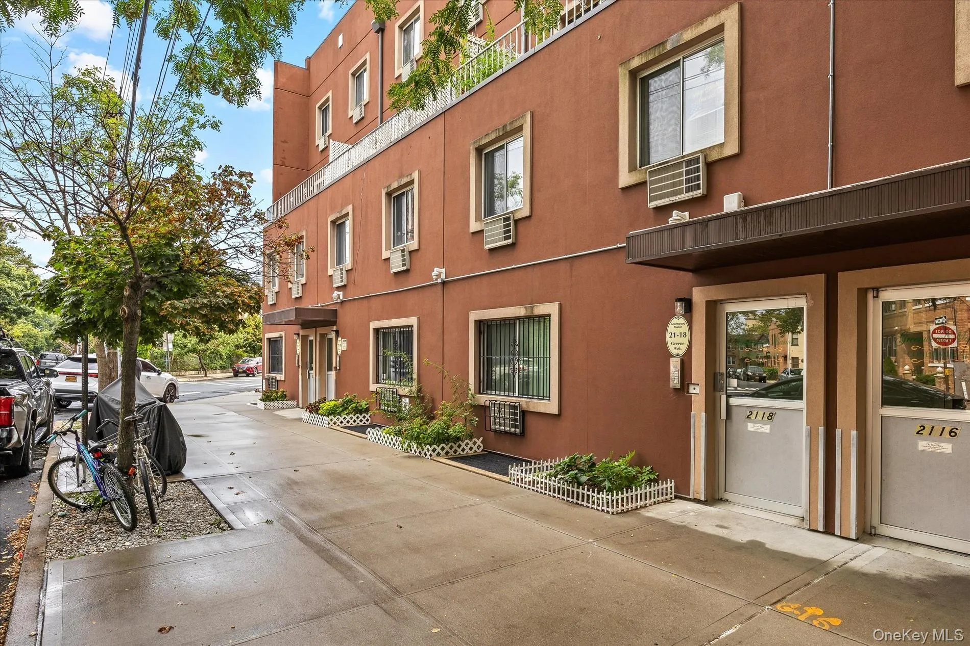 2120 Greene Avenue, New York, NY, 3 Bedrooms Bedrooms, 4 Rooms Rooms,1 BathroomBathrooms,Residential,For Rent,Greene,0,1062864 2120 Greene Avenue, New York, NY, 3 Bedrooms Bedrooms, 4 Rooms Rooms,1 BathroomBathrooms,Residential,For Rent,Greene,0,1062864
