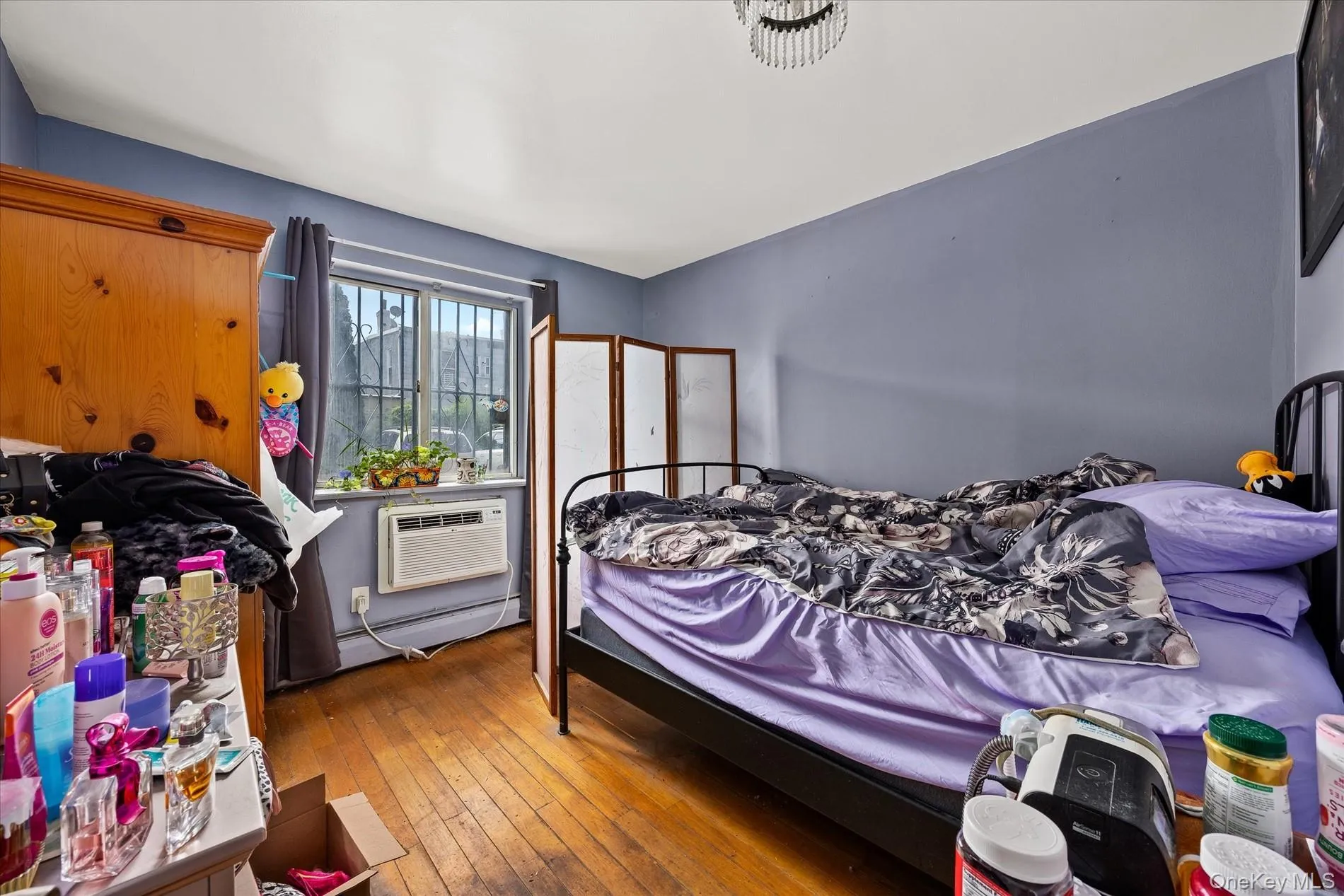 2120 Greene Avenue, New York, NY, 3 Bedrooms Bedrooms, 4 Rooms Rooms,1 BathroomBathrooms,Residential,For Rent,Greene,0,1062864 2120 Greene Avenue, New York, NY, 3 Bedrooms Bedrooms, 4 Rooms Rooms,1 BathroomBathrooms,Residential,For Rent,Greene,0,1062864