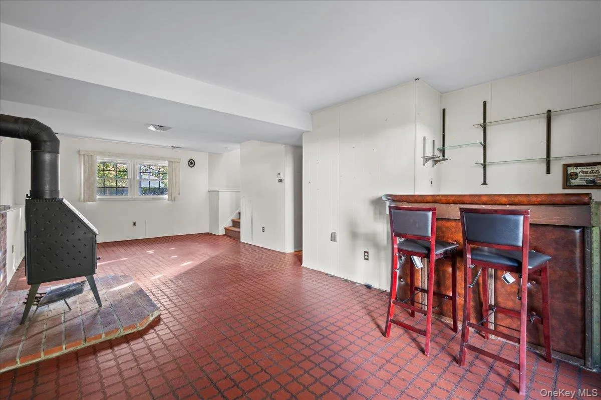 1 Daisy Court, Clarkstown, NY, 4 Bedrooms Bedrooms, 8 Rooms Rooms,2 BathroomsBathrooms,Residential,For Rent,Daisy,0,1062867 1 Daisy Court, Clarkstown, NY, 4 Bedrooms Bedrooms, 8 Rooms Rooms,2 BathroomsBathrooms,Residential,For Rent,Daisy,0,1062867