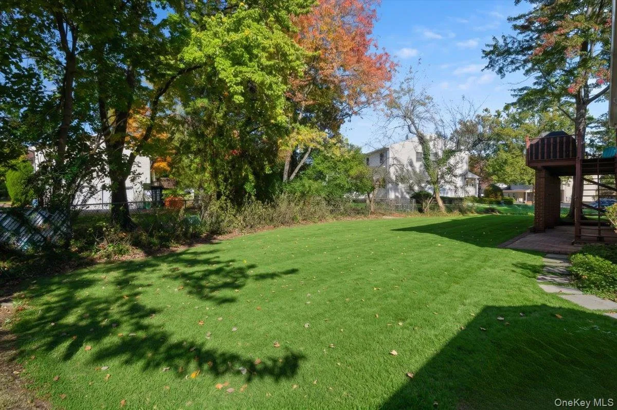 1 Daisy Court, Clarkstown, NY, 4 Bedrooms Bedrooms, 8 Rooms Rooms,2 BathroomsBathrooms,Residential,For Rent,Daisy,0,1062867 1 Daisy Court, Clarkstown, NY, 4 Bedrooms Bedrooms, 8 Rooms Rooms,2 BathroomsBathrooms,Residential,For Rent,Daisy,0,1062867