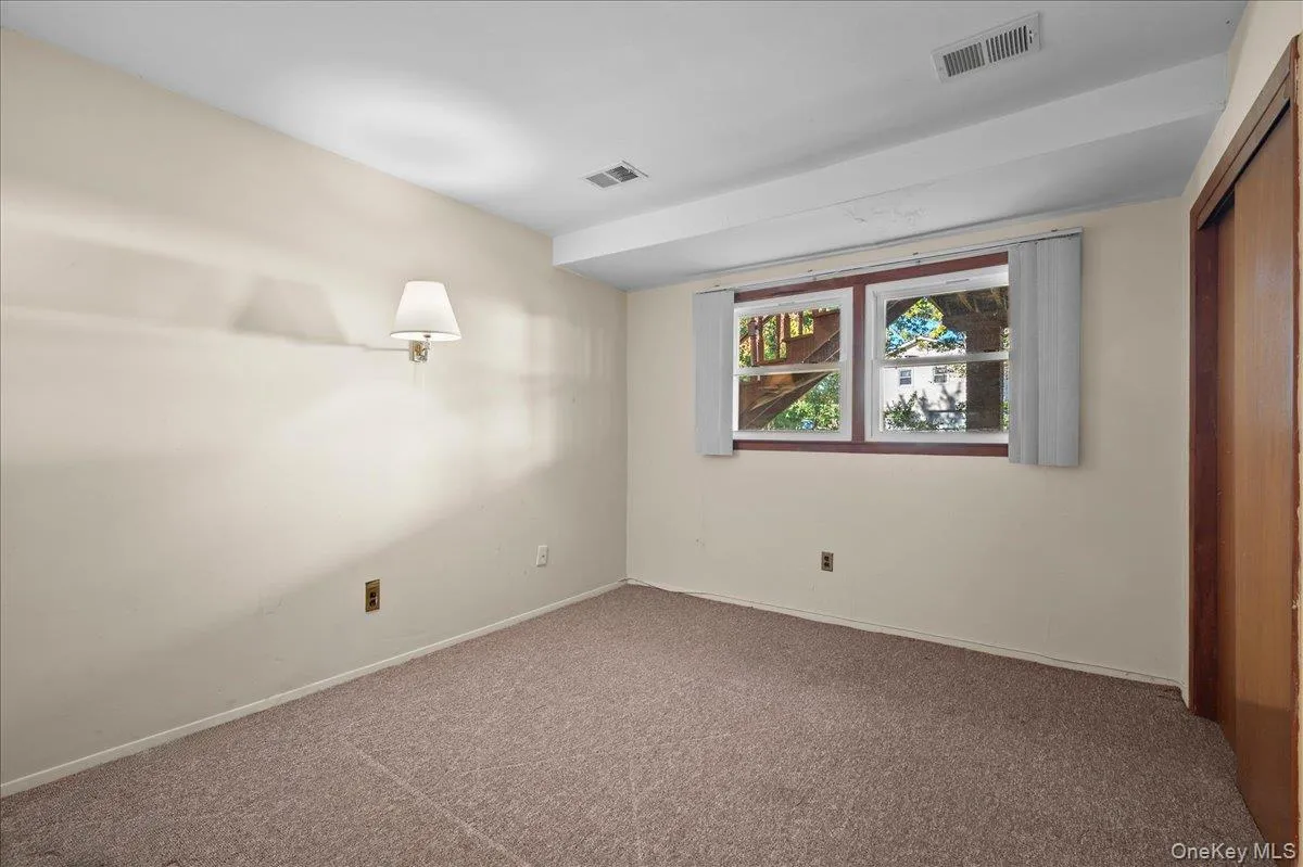 1 Daisy Court, Clarkstown, NY, 4 Bedrooms Bedrooms, 8 Rooms Rooms,2 BathroomsBathrooms,Residential,For Rent,Daisy,0,1062867 1 Daisy Court, Clarkstown, NY, 4 Bedrooms Bedrooms, 8 Rooms Rooms,2 BathroomsBathrooms,Residential,For Rent,Daisy,0,1062867