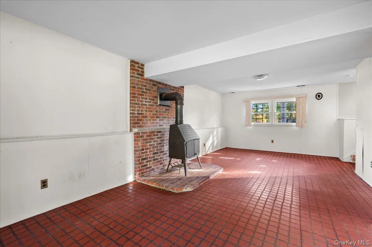1 Daisy Court, Clarkstown, NY, 4 Bedrooms Bedrooms, 8 Rooms Rooms,2 BathroomsBathrooms,Residential,For Rent,Daisy,0,1062867 1 Daisy Court, Clarkstown, NY, 4 Bedrooms Bedrooms, 8 Rooms Rooms,2 BathroomsBathrooms,Residential,For Rent,Daisy,0,1062867