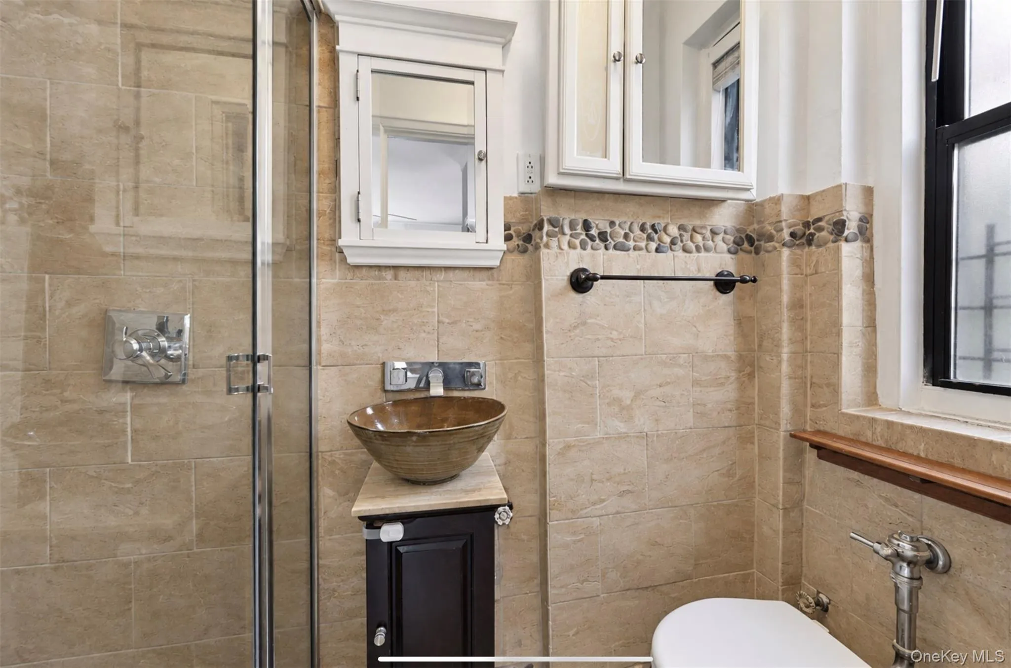 3875 Waldo Avenue, New York, NY, 2 Bedrooms Bedrooms, 5 Rooms Rooms,2 BathroomsBathrooms,Residential,For Rent,Waldo,0,1062875 3875 Waldo Avenue, New York, NY, 2 Bedrooms Bedrooms, 5 Rooms Rooms,2 BathroomsBathrooms,Residential,For Rent,Waldo,0,1062875