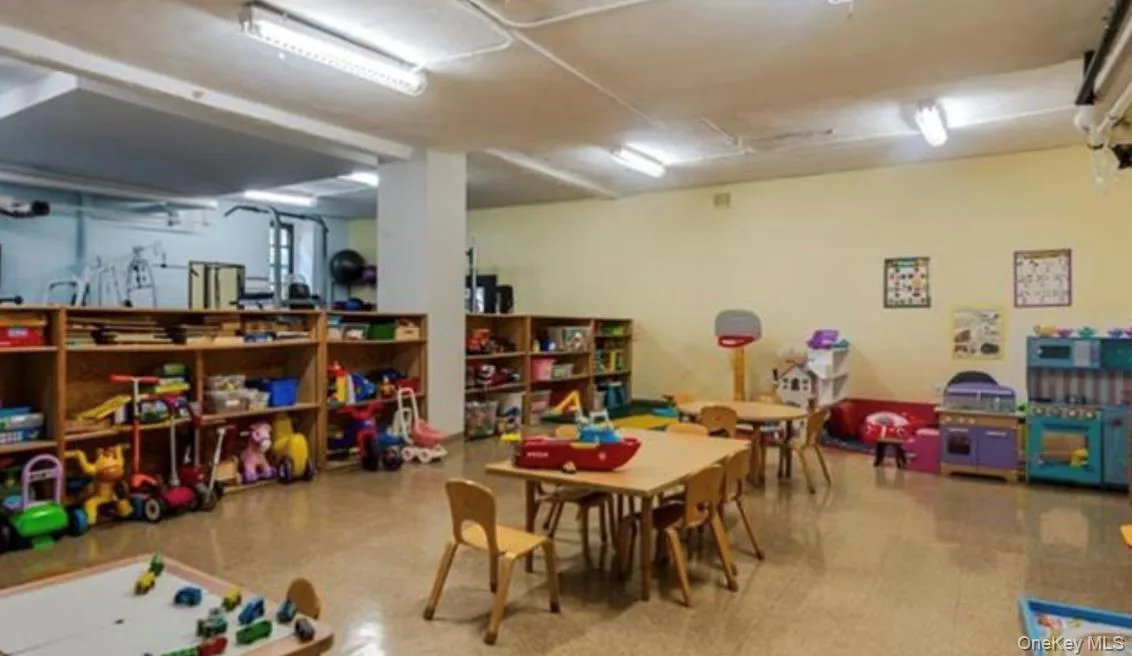 3875 Waldo Avenue, New York, NY, 2 Bedrooms Bedrooms, 5 Rooms Rooms,2 BathroomsBathrooms,Residential,For Rent,Waldo,0,1062875 3875 Waldo Avenue, New York, NY, 2 Bedrooms Bedrooms, 5 Rooms Rooms,2 BathroomsBathrooms,Residential,For Rent,Waldo,0,1062875