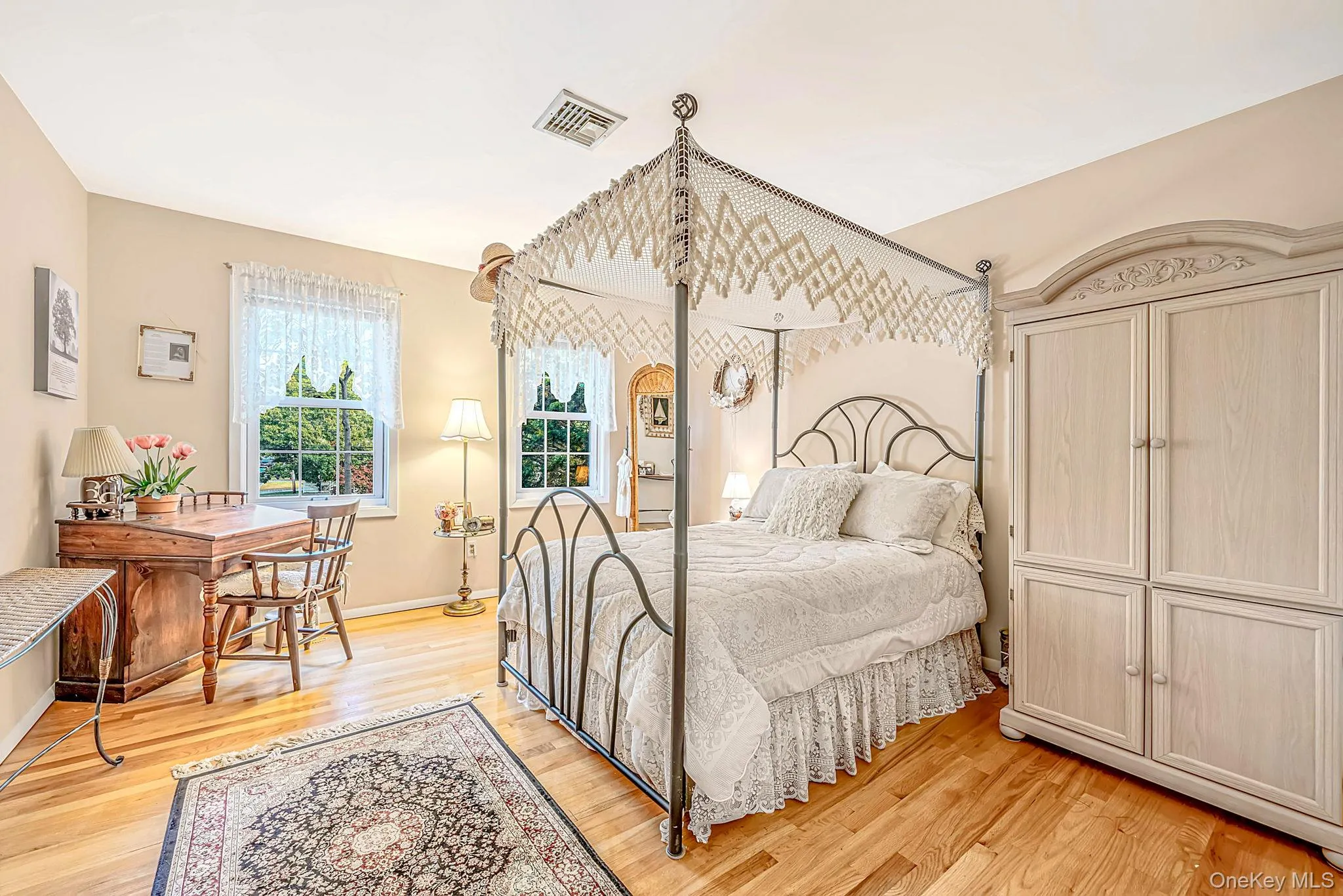 156 Jamaica Avenue, Brookhaven, NY, 4 Bedrooms Bedrooms, 10 Rooms Rooms,4 BathroomsBathrooms,Residential,For Rent,Jamaica,0,1062876 156 Jamaica Avenue, Brookhaven, NY, 4 Bedrooms Bedrooms, 10 Rooms Rooms,4 BathroomsBathrooms,Residential,For Rent,Jamaica,0,1062876