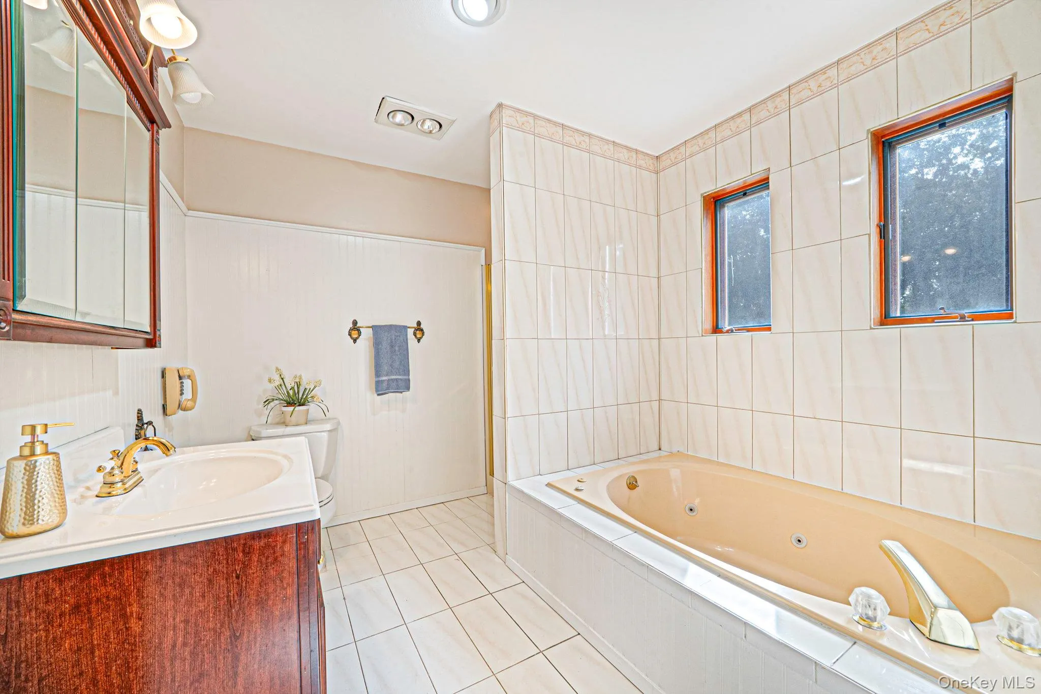 156 Jamaica Avenue, Brookhaven, NY, 4 Bedrooms Bedrooms, 10 Rooms Rooms,4 BathroomsBathrooms,Residential,For Rent,Jamaica,0,1062876 156 Jamaica Avenue, Brookhaven, NY, 4 Bedrooms Bedrooms, 10 Rooms Rooms,4 BathroomsBathrooms,Residential,For Rent,Jamaica,0,1062876
