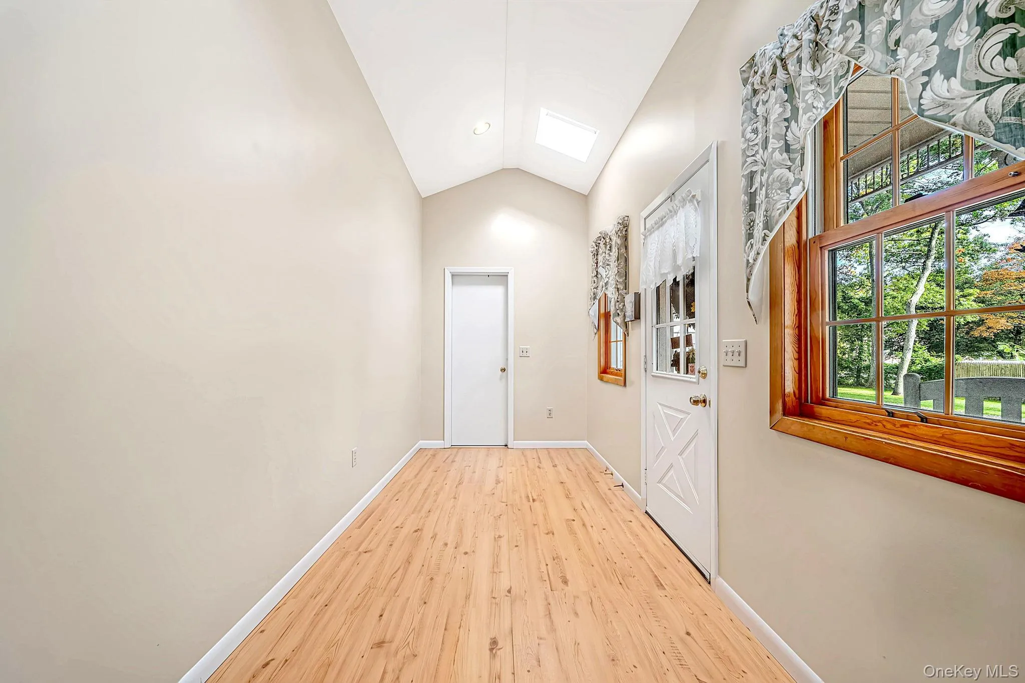 156 Jamaica Avenue, Brookhaven, NY, 4 Bedrooms Bedrooms, 10 Rooms Rooms,4 BathroomsBathrooms,Residential,For Rent,Jamaica,0,1062876 156 Jamaica Avenue, Brookhaven, NY, 4 Bedrooms Bedrooms, 10 Rooms Rooms,4 BathroomsBathrooms,Residential,For Rent,Jamaica,0,1062876