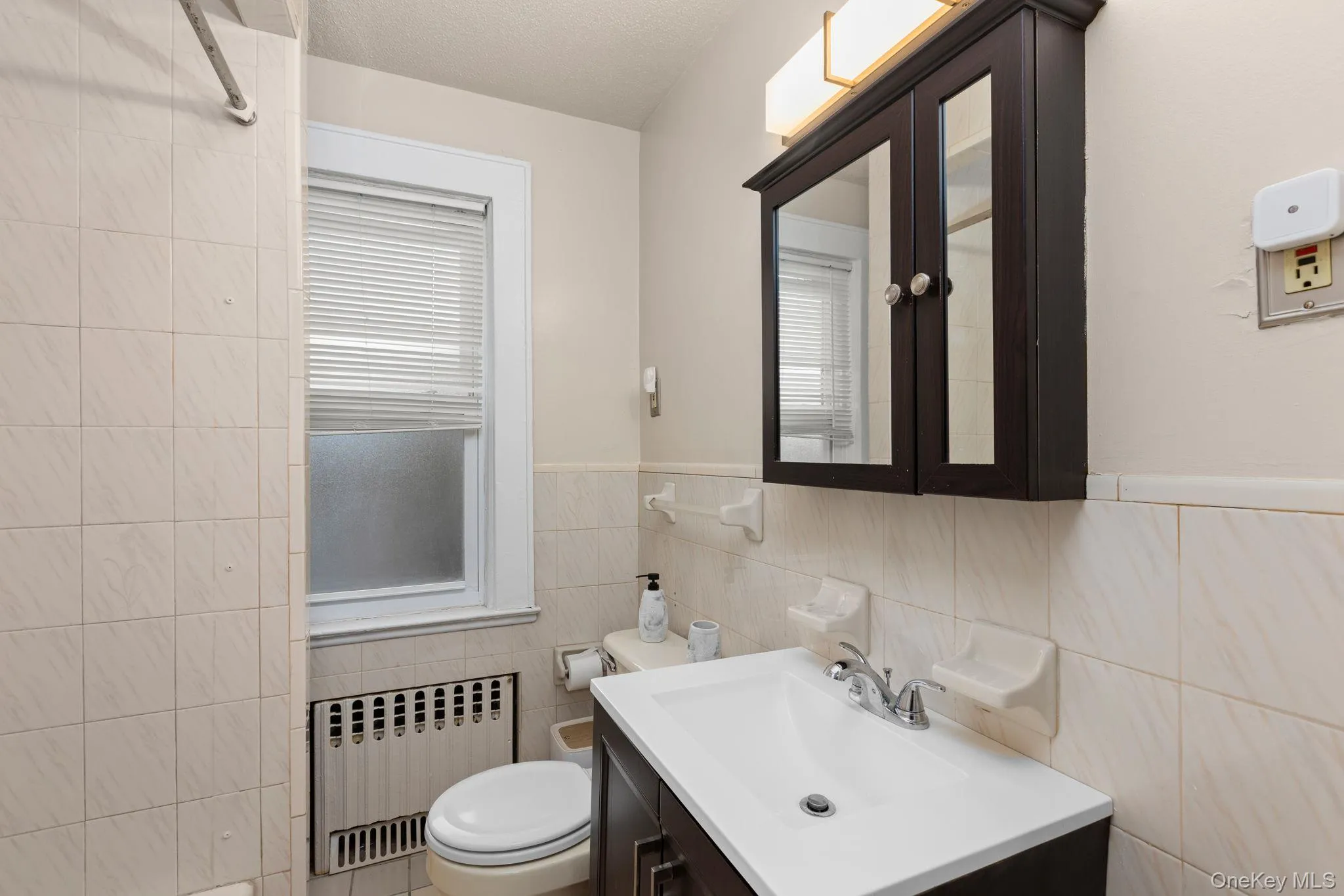 24 Wesley Avenue, Rye Town, NY, 3 Bedrooms Bedrooms, 10 Rooms Rooms,2 BathroomsBathrooms,Residential,For Rent,Wesley,0,1062877 24 Wesley Avenue, Rye Town, NY, 3 Bedrooms Bedrooms, 10 Rooms Rooms,2 BathroomsBathrooms,Residential,For Rent,Wesley,0,1062877
