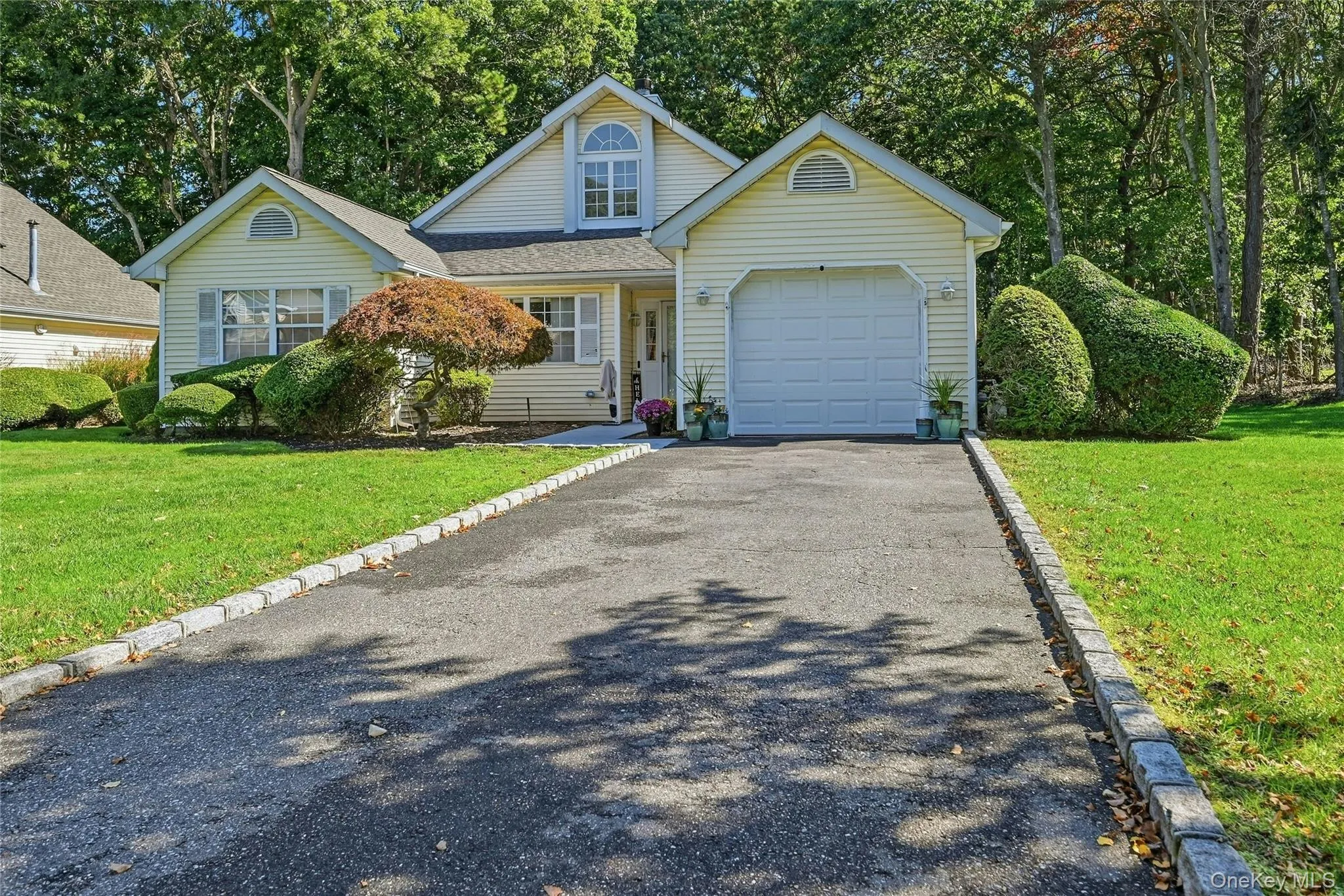 23 Saddlebrook Court, Brookhaven, NY, 3 Bedrooms Bedrooms, 6 Rooms Rooms,2 BathroomsBathrooms,Residential,For Rent,Saddlebrook,0,1062881 23 Saddlebrook Court, Brookhaven, NY, 3 Bedrooms Bedrooms, 6 Rooms Rooms,2 BathroomsBathrooms,Residential,For Rent,Saddlebrook,0,1062881