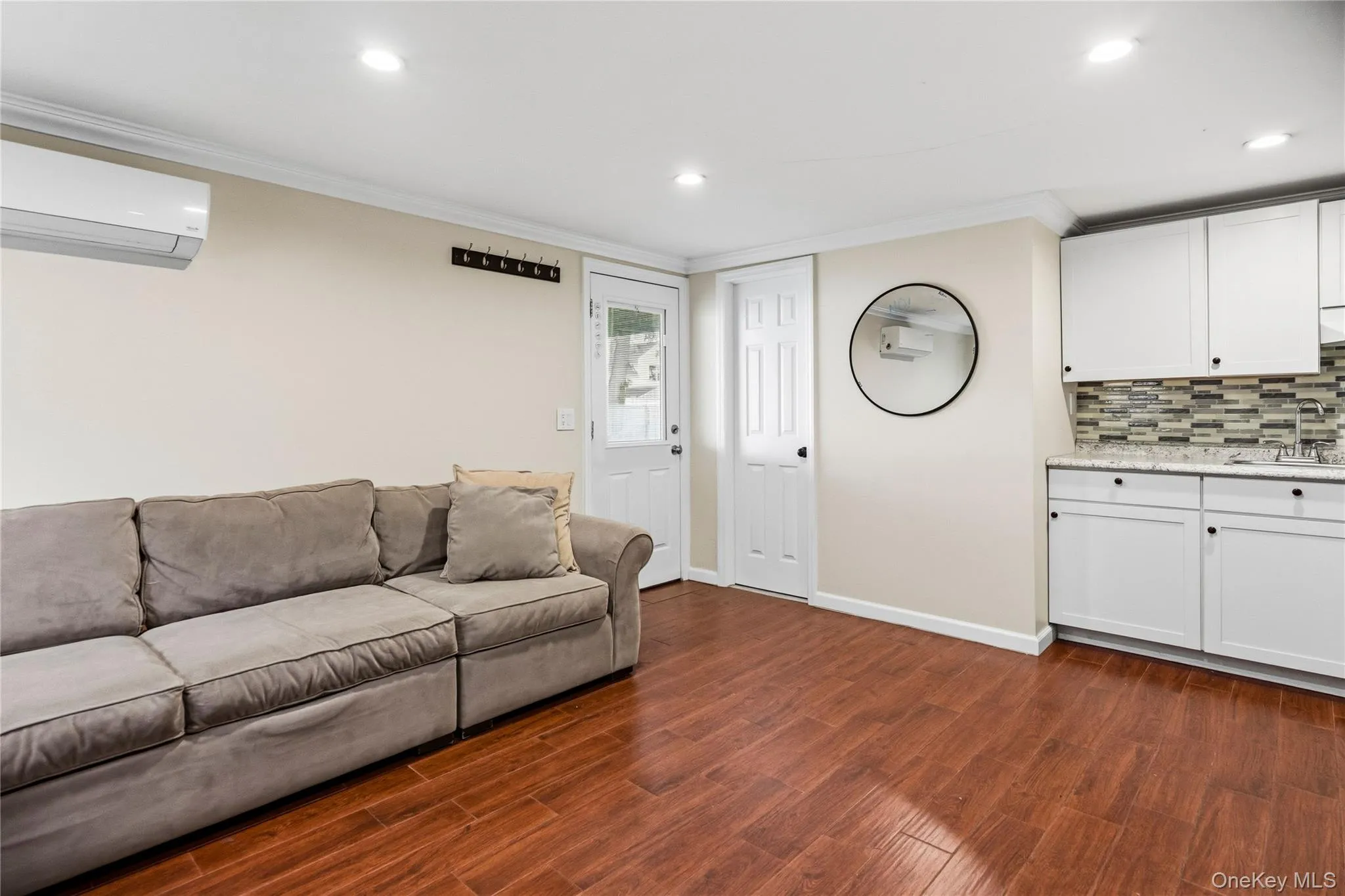 34 Knoll Street, Babylon, NY, 4 Bedrooms Bedrooms, 10 Rooms Rooms,2 BathroomsBathrooms,Residential,For Rent,Knoll,0,1062885 34 Knoll Street, Babylon, NY, 4 Bedrooms Bedrooms, 10 Rooms Rooms,2 BathroomsBathrooms,Residential,For Rent,Knoll,0,1062885