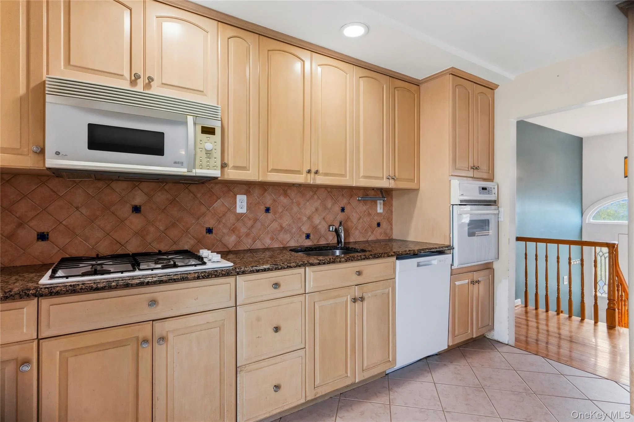 34 Knoll Street, Babylon, NY, 4 Bedrooms Bedrooms, 10 Rooms Rooms,2 BathroomsBathrooms,Residential,For Rent,Knoll,0,1062885 34 Knoll Street, Babylon, NY, 4 Bedrooms Bedrooms, 10 Rooms Rooms,2 BathroomsBathrooms,Residential,For Rent,Knoll,0,1062885