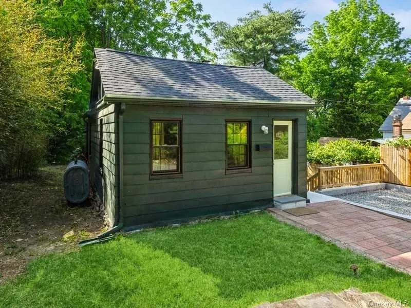 19 ANNAN Street, Beacon, NY, 1 Bedroom Bedrooms, 2 Room Rooms,1 BathroomBathrooms,Residential Lease,For Rent,ANNAN,0,1062891 19 ANNAN Street, Beacon, NY, 1 Bedroom Bedrooms, 2 Room Rooms,1 BathroomBathrooms,Residential Lease,For Rent,ANNAN,0,1062891