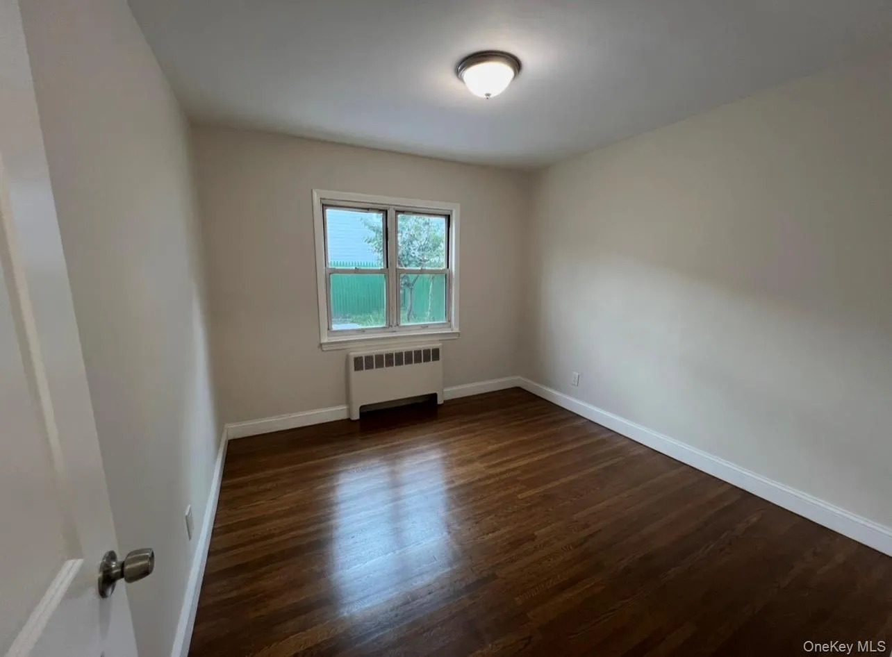 3227 Bruckner Boulevard, New York, NY, 3 Bedrooms Bedrooms, 5 Rooms Rooms,1 BathroomBathrooms,Residential Lease,For Rent,Bruckner,0,1062895 3227 Bruckner Boulevard, New York, NY, 3 Bedrooms Bedrooms, 5 Rooms Rooms,1 BathroomBathrooms,Residential Lease,For Rent,Bruckner,0,1062895
