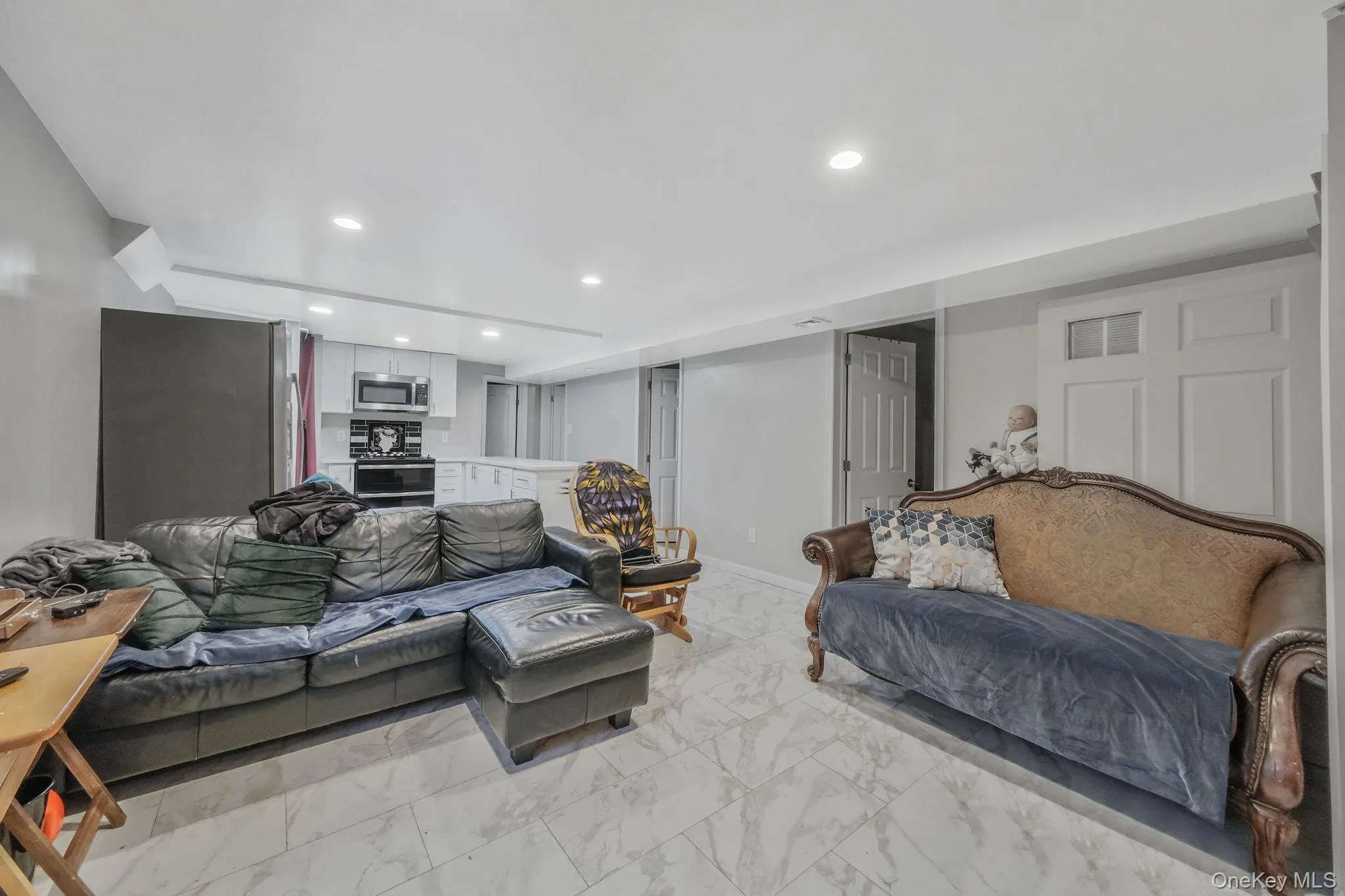 231 Woodside Avenue, Brookhaven, NY, 4 Bedrooms Bedrooms, 8 Rooms Rooms,2 BathroomsBathrooms,Residential,For Rent,Woodside,0,1062896 231 Woodside Avenue, Brookhaven, NY, 4 Bedrooms Bedrooms, 8 Rooms Rooms,2 BathroomsBathrooms,Residential,For Rent,Woodside,0,1062896