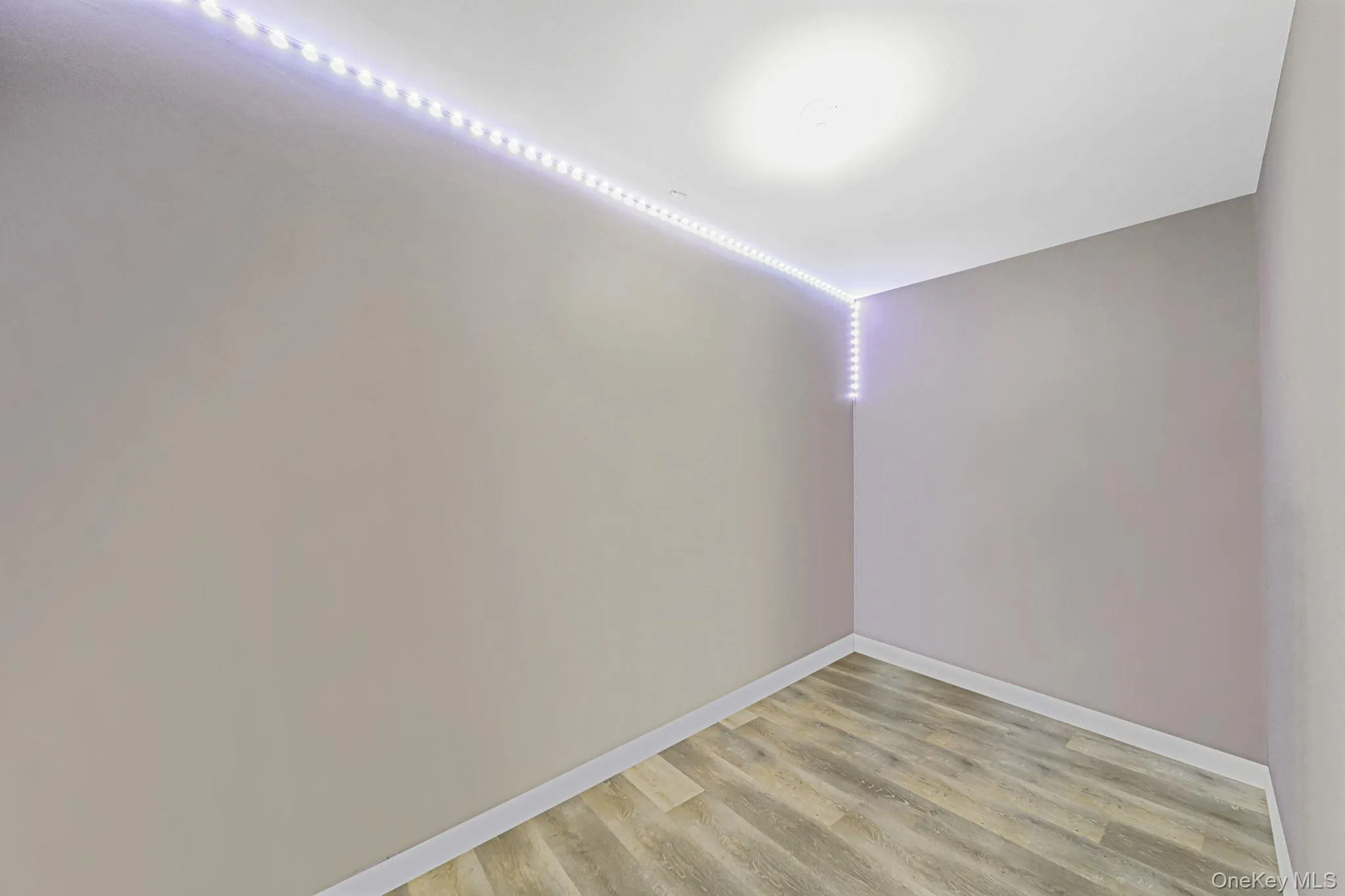 231 Woodside Avenue, Brookhaven, NY, 4 Bedrooms Bedrooms, 8 Rooms Rooms,2 BathroomsBathrooms,Residential,For Rent,Woodside,0,1062896 231 Woodside Avenue, Brookhaven, NY, 4 Bedrooms Bedrooms, 8 Rooms Rooms,2 BathroomsBathrooms,Residential,For Rent,Woodside,0,1062896