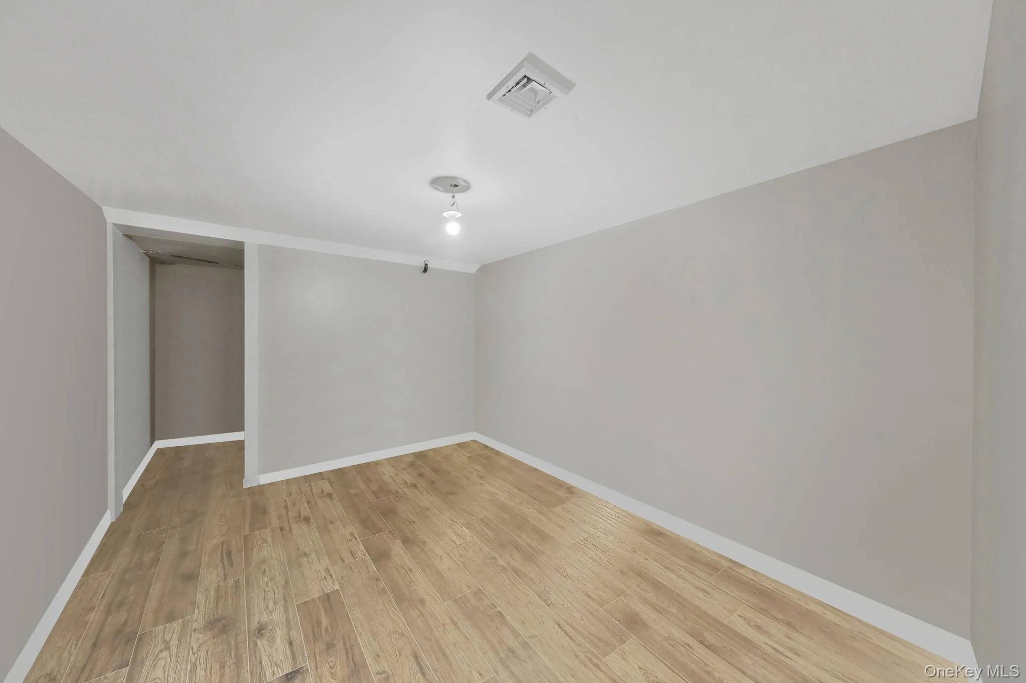 231 Woodside Avenue, Brookhaven, NY, 4 Bedrooms Bedrooms, 8 Rooms Rooms,2 BathroomsBathrooms,Residential,For Rent,Woodside,0,1062896 231 Woodside Avenue, Brookhaven, NY, 4 Bedrooms Bedrooms, 8 Rooms Rooms,2 BathroomsBathrooms,Residential,For Rent,Woodside,0,1062896
