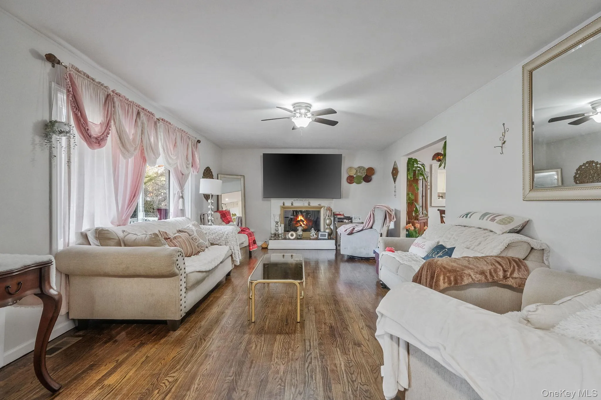 231 Woodside Avenue, Brookhaven, NY, 4 Bedrooms Bedrooms, 8 Rooms Rooms,2 BathroomsBathrooms,Residential,For Rent,Woodside,0,1062896 231 Woodside Avenue, Brookhaven, NY, 4 Bedrooms Bedrooms, 8 Rooms Rooms,2 BathroomsBathrooms,Residential,For Rent,Woodside,0,1062896