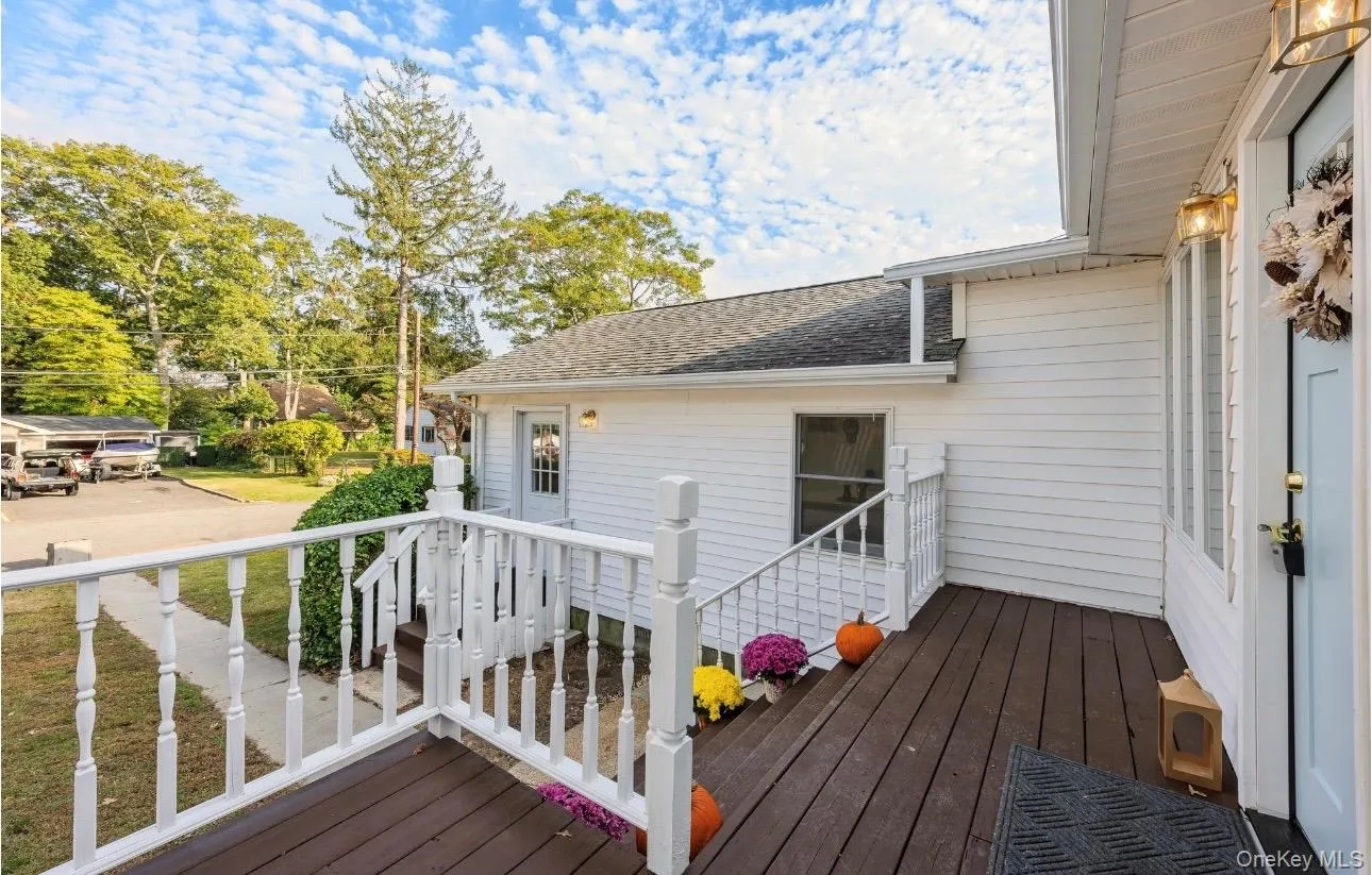 24 Lavender Road, Brookhaven, NY, 5 Bedrooms Bedrooms, 8 Rooms Rooms,3 BathroomsBathrooms,Residential,For Rent,Lavender,0,1062904 24 Lavender Road, Brookhaven, NY, 5 Bedrooms Bedrooms, 8 Rooms Rooms,3 BathroomsBathrooms,Residential,For Rent,Lavender,0,1062904