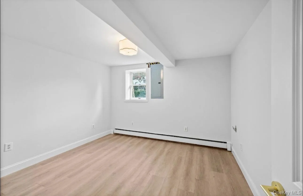 24 Lavender Road, Brookhaven, NY, 5 Bedrooms Bedrooms, 8 Rooms Rooms,3 BathroomsBathrooms,Residential,For Rent,Lavender,0,1062904 24 Lavender Road, Brookhaven, NY, 5 Bedrooms Bedrooms, 8 Rooms Rooms,3 BathroomsBathrooms,Residential,For Rent,Lavender,0,1062904