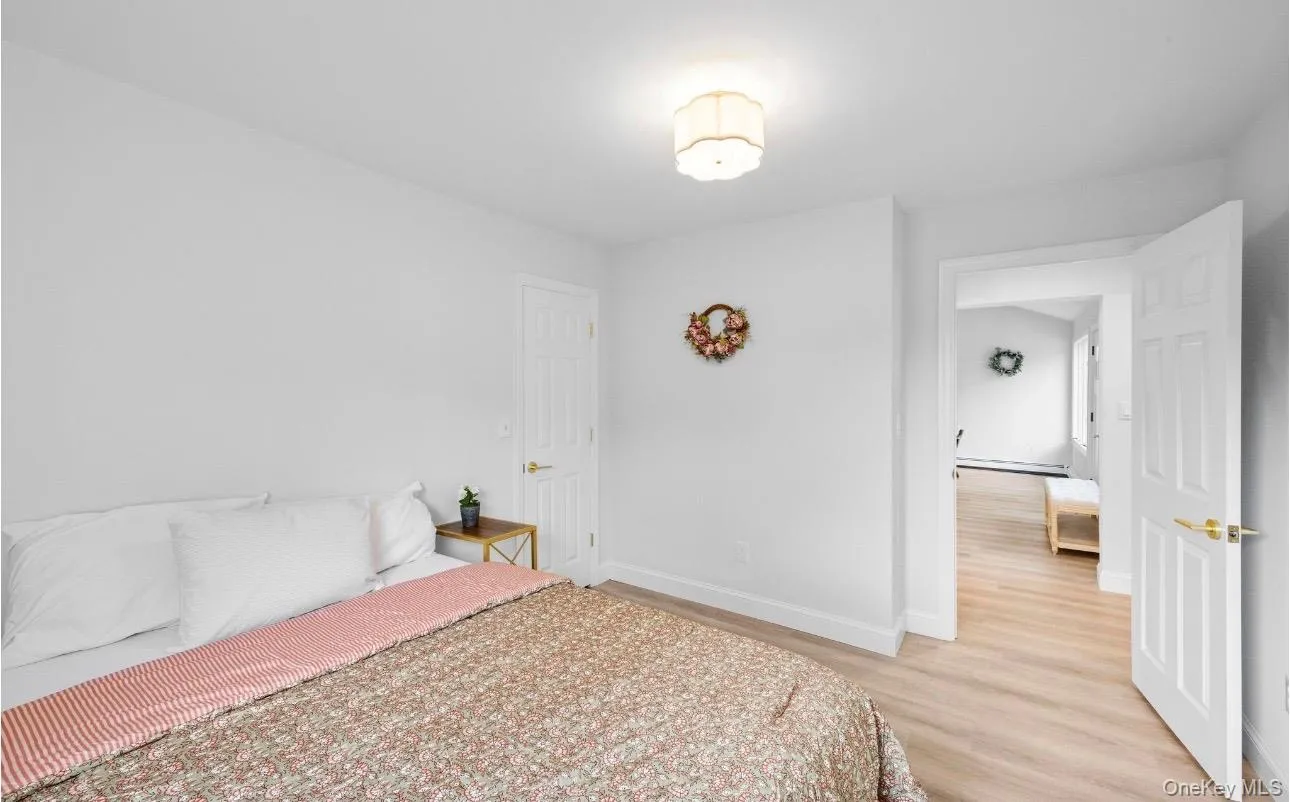 24 Lavender Road, Brookhaven, NY, 5 Bedrooms Bedrooms, 8 Rooms Rooms,3 BathroomsBathrooms,Residential,For Rent,Lavender,0,1062904 24 Lavender Road, Brookhaven, NY, 5 Bedrooms Bedrooms, 8 Rooms Rooms,3 BathroomsBathrooms,Residential,For Rent,Lavender,0,1062904
