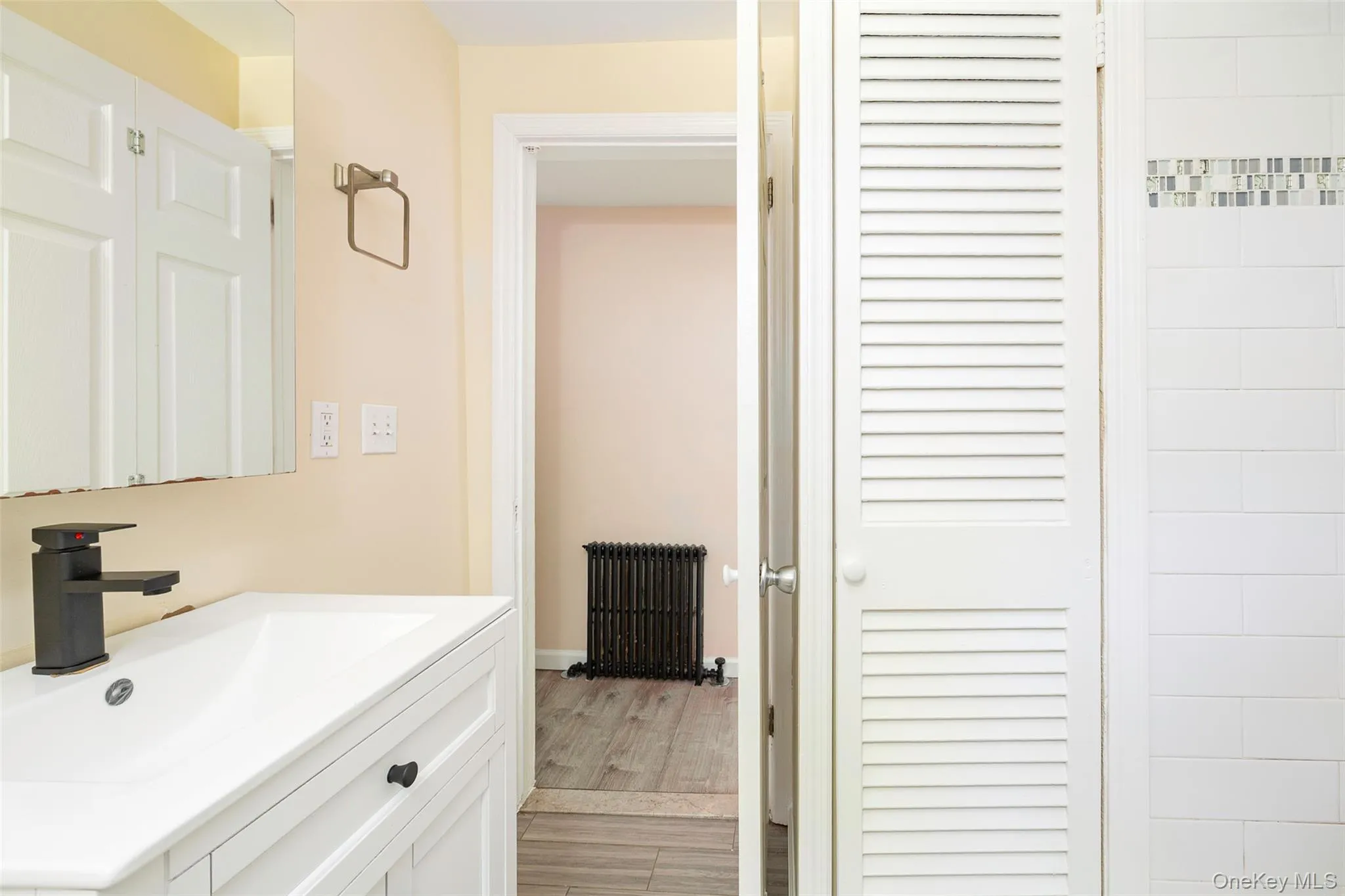 68 Clark Street, Poughkeepsie, NY, 1 Bedroom Bedrooms, 4 Room Rooms,1 BathroomBathrooms,Residential Lease,For Rent,Clark,0,1062906 68 Clark Street, Poughkeepsie, NY, 1 Bedroom Bedrooms, 4 Room Rooms,1 BathroomBathrooms,Residential Lease,For Rent,Clark,0,1062906