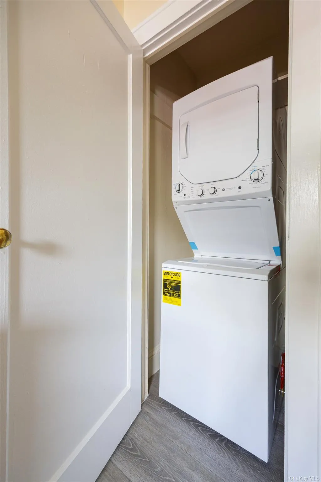 68 Clark Street, Poughkeepsie, NY, 1 Bedroom Bedrooms, 4 Room Rooms,1 BathroomBathrooms,Residential Lease,For Rent,Clark,0,1062906 68 Clark Street, Poughkeepsie, NY, 1 Bedroom Bedrooms, 4 Room Rooms,1 BathroomBathrooms,Residential Lease,For Rent,Clark,0,1062906