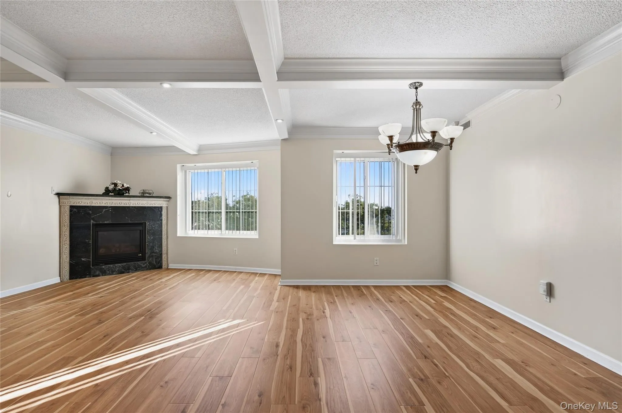 242 Maple Avenue, North Hempstead, NY, 2 Bedrooms Bedrooms, 5 Rooms Rooms,2 BathroomsBathrooms,Residential Lease,For Rent,Maple,0,1062910 242 Maple Avenue, North Hempstead, NY, 2 Bedrooms Bedrooms, 5 Rooms Rooms,2 BathroomsBathrooms,Residential Lease,For Rent,Maple,0,1062910
