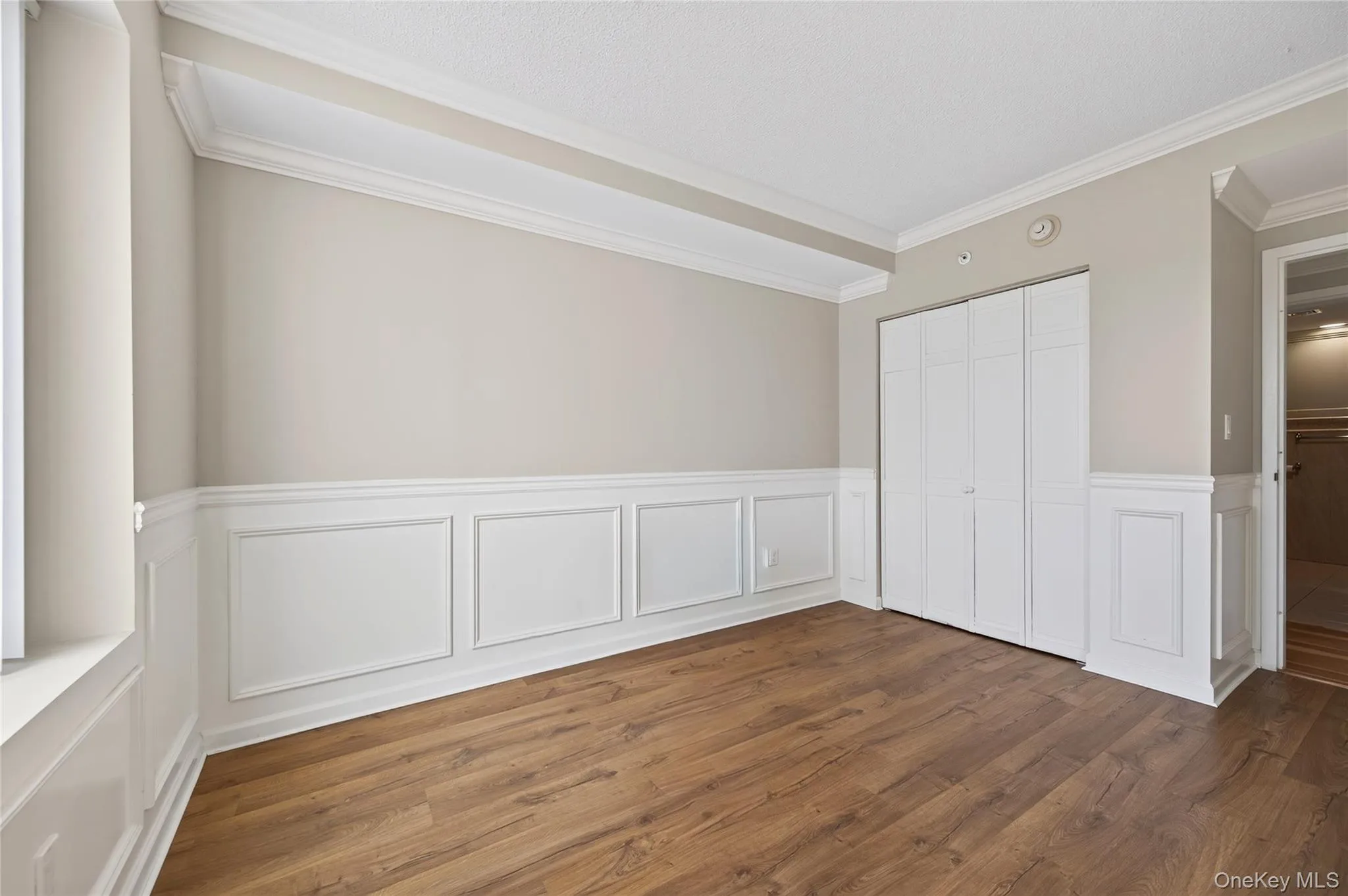 242 Maple Avenue, North Hempstead, NY, 2 Bedrooms Bedrooms, 5 Rooms Rooms,2 BathroomsBathrooms,Residential Lease,For Rent,Maple,0,1062910 242 Maple Avenue, North Hempstead, NY, 2 Bedrooms Bedrooms, 5 Rooms Rooms,2 BathroomsBathrooms,Residential Lease,For Rent,Maple,0,1062910