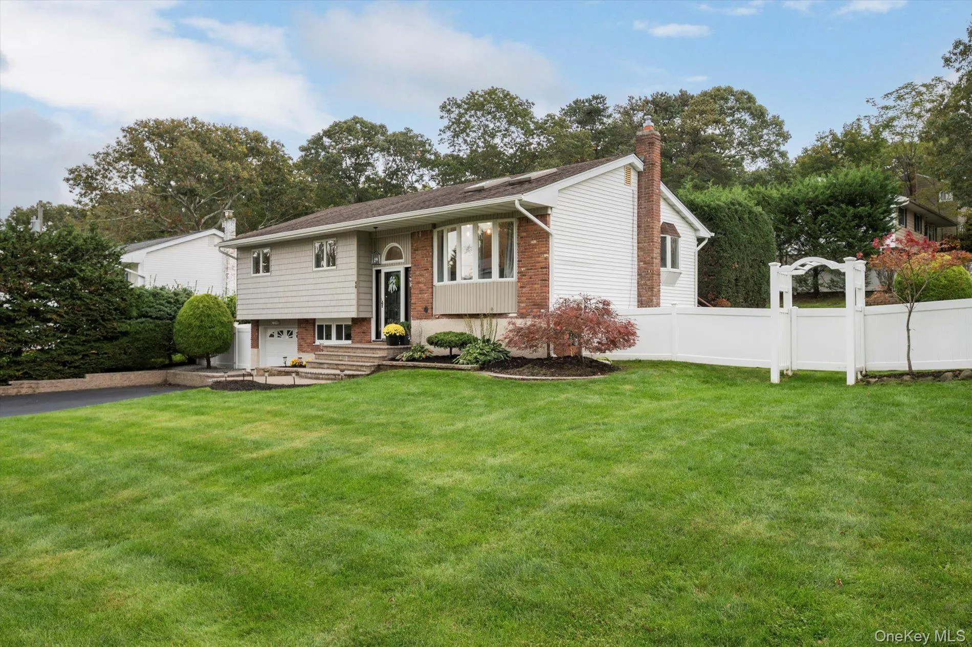 46 Parnell Drive, Smithtown, NY, 4 Bedrooms Bedrooms, 8 Rooms Rooms,2 BathroomsBathrooms,Residential,For Rent,Parnell,0,1062916 46 Parnell Drive, Smithtown, NY, 4 Bedrooms Bedrooms, 8 Rooms Rooms,2 BathroomsBathrooms,Residential,For Rent,Parnell,0,1062916