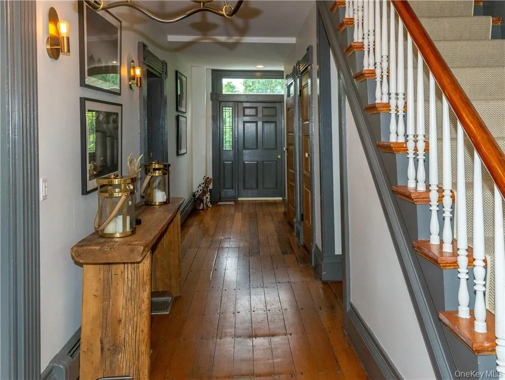 Stairs to the second level. Stairs to the second level.