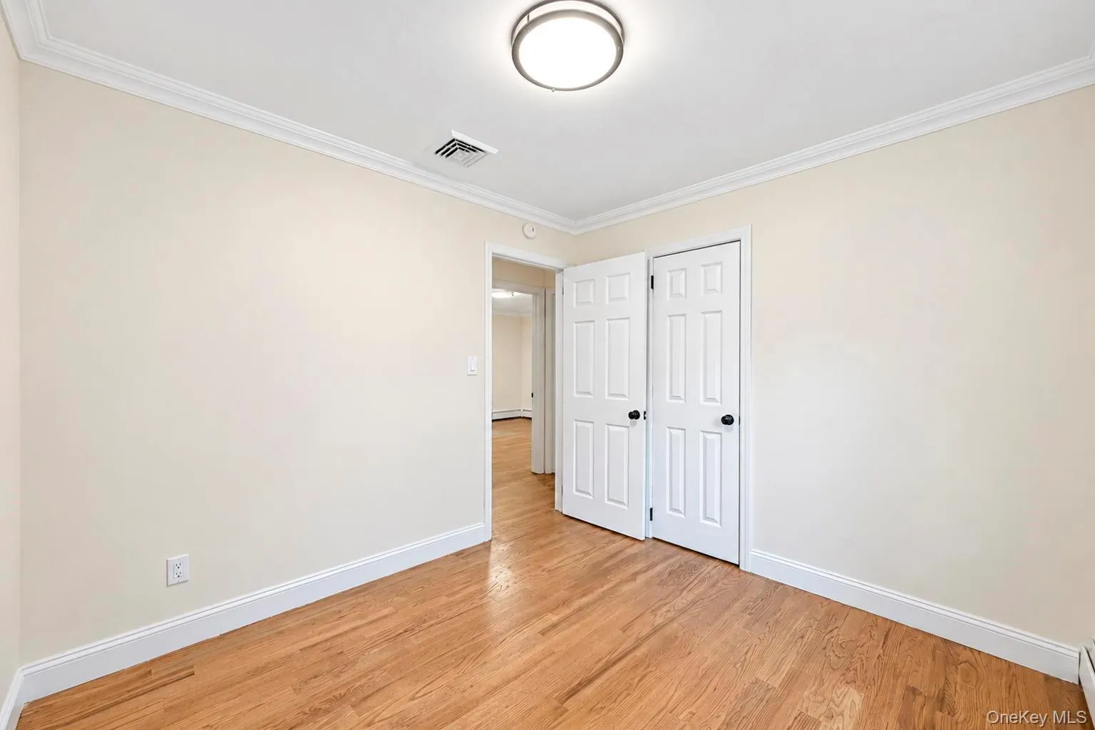 6 Loebel Street, Brookhaven, NY, 3 Bedrooms Bedrooms, 6 Rooms Rooms,2 BathroomsBathrooms,Residential,For Rent,Loebel,0,1062932 6 Loebel Street, Brookhaven, NY, 3 Bedrooms Bedrooms, 6 Rooms Rooms,2 BathroomsBathrooms,Residential,For Rent,Loebel,0,1062932