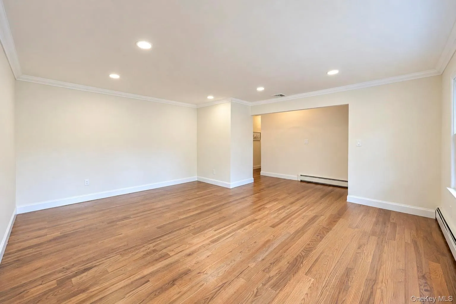 6 Loebel Street, Brookhaven, NY, 3 Bedrooms Bedrooms, 6 Rooms Rooms,2 BathroomsBathrooms,Residential,For Rent,Loebel,0,1062932 6 Loebel Street, Brookhaven, NY, 3 Bedrooms Bedrooms, 6 Rooms Rooms,2 BathroomsBathrooms,Residential,For Rent,Loebel,0,1062932