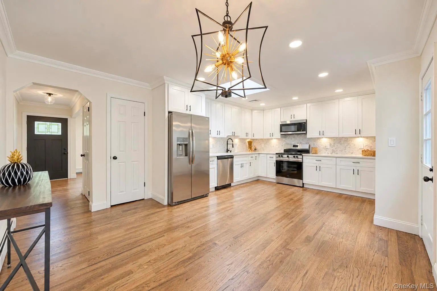 6 Loebel Street, Brookhaven, NY, 3 Bedrooms Bedrooms, 6 Rooms Rooms,2 BathroomsBathrooms,Residential,For Rent,Loebel,0,1062932 6 Loebel Street, Brookhaven, NY, 3 Bedrooms Bedrooms, 6 Rooms Rooms,2 BathroomsBathrooms,Residential,For Rent,Loebel,0,1062932