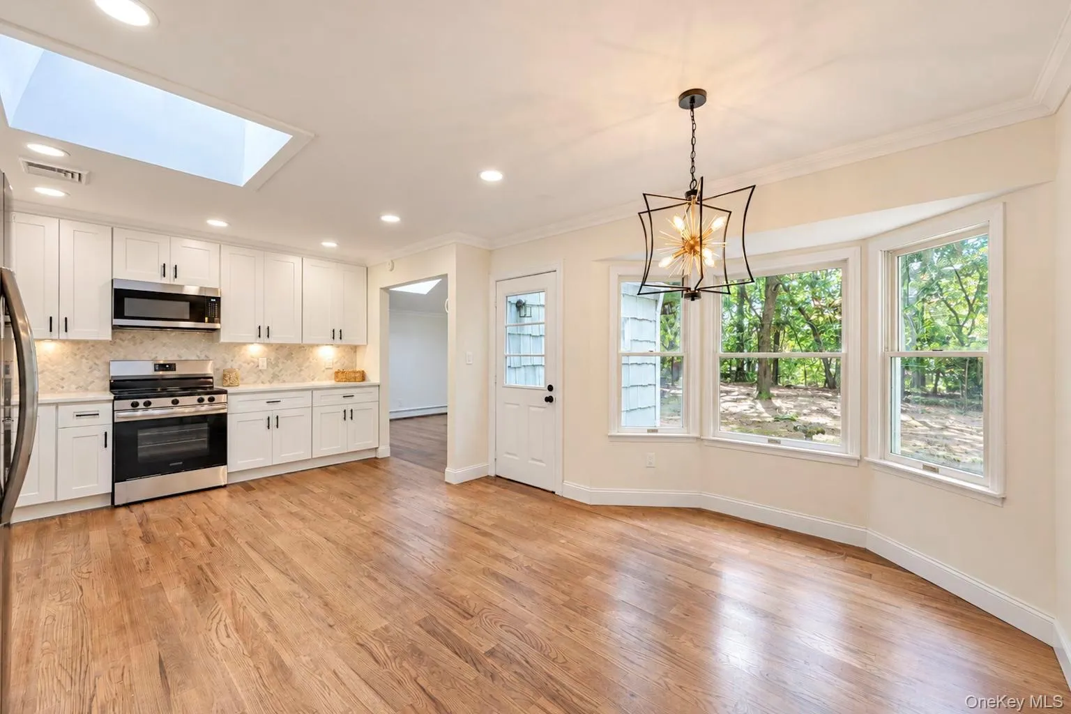 6 Loebel Street, Brookhaven, NY, 3 Bedrooms Bedrooms, 6 Rooms Rooms,2 BathroomsBathrooms,Residential,For Rent,Loebel,0,1062932 6 Loebel Street, Brookhaven, NY, 3 Bedrooms Bedrooms, 6 Rooms Rooms,2 BathroomsBathrooms,Residential,For Rent,Loebel,0,1062932