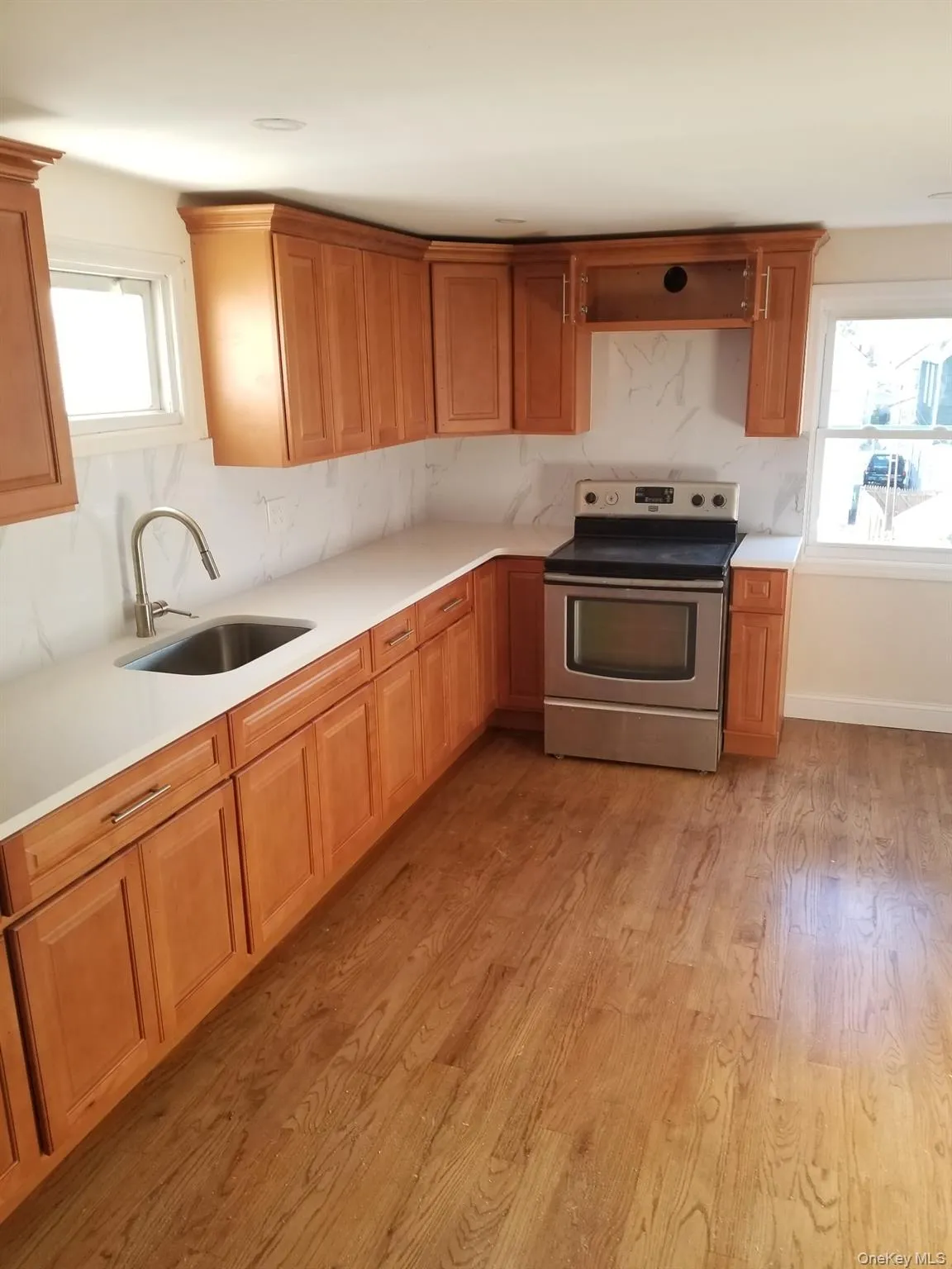10916 Pinegrove Street, New York, NY, 2 Bedroom Bedrooms, 5 Room Rooms,1 BathroomBathrooms,Residential Lease,For Rent,Pinegrove,0,1062940 10916 Pinegrove Street, New York, NY, 2 Bedroom Bedrooms, 5 Room Rooms,1 BathroomBathrooms,Residential Lease,For Rent,Pinegrove,0,1062940
