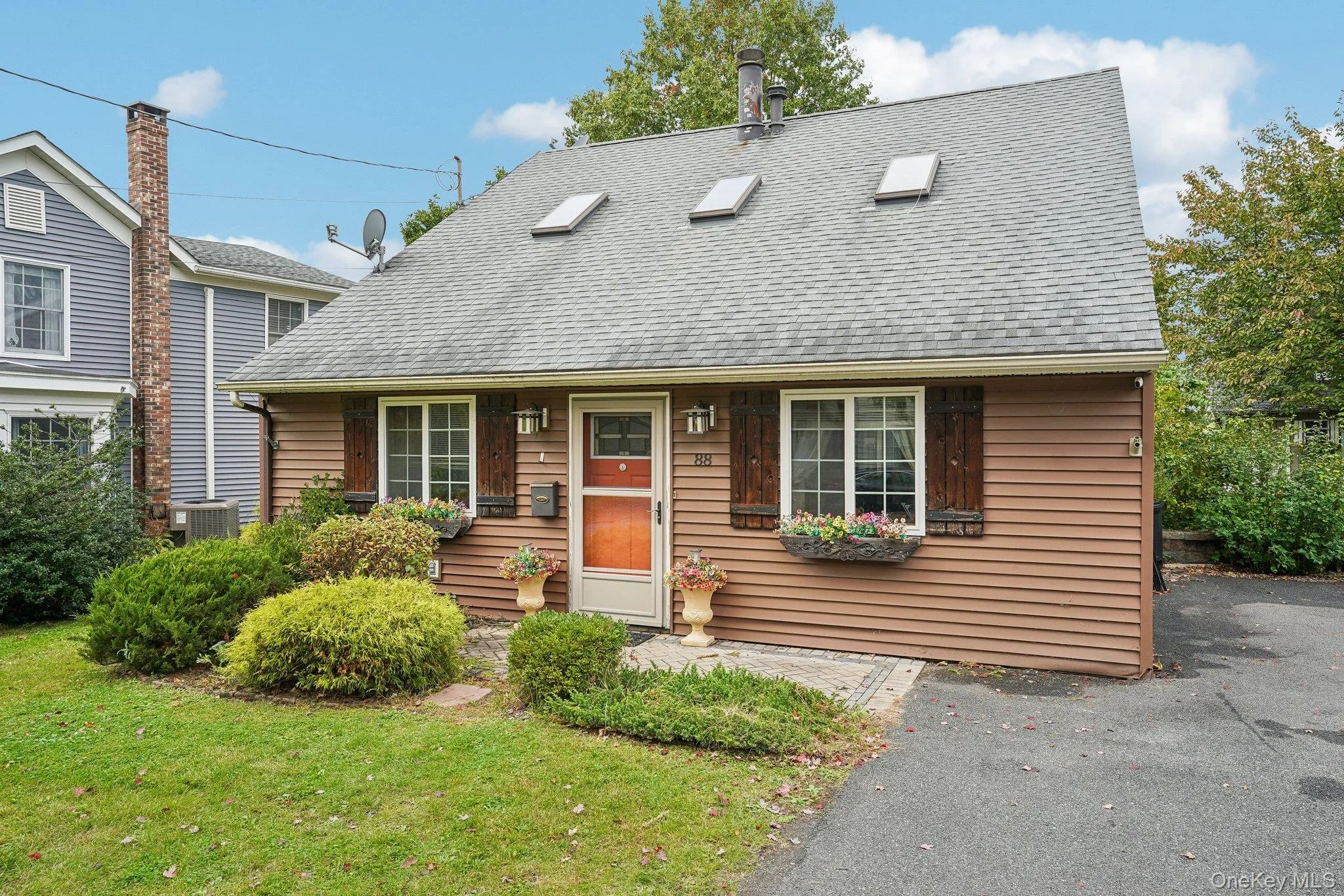 88 Golden Hill Avenue, Goshen, NY, 3 Bedrooms Bedrooms, 8 Rooms Rooms,2 BathroomsBathrooms,Residential,For Rent,Golden Hill,0,1062941 88 Golden Hill Avenue, Goshen, NY, 3 Bedrooms Bedrooms, 8 Rooms Rooms,2 BathroomsBathrooms,Residential,For Rent,Golden Hill,0,1062941