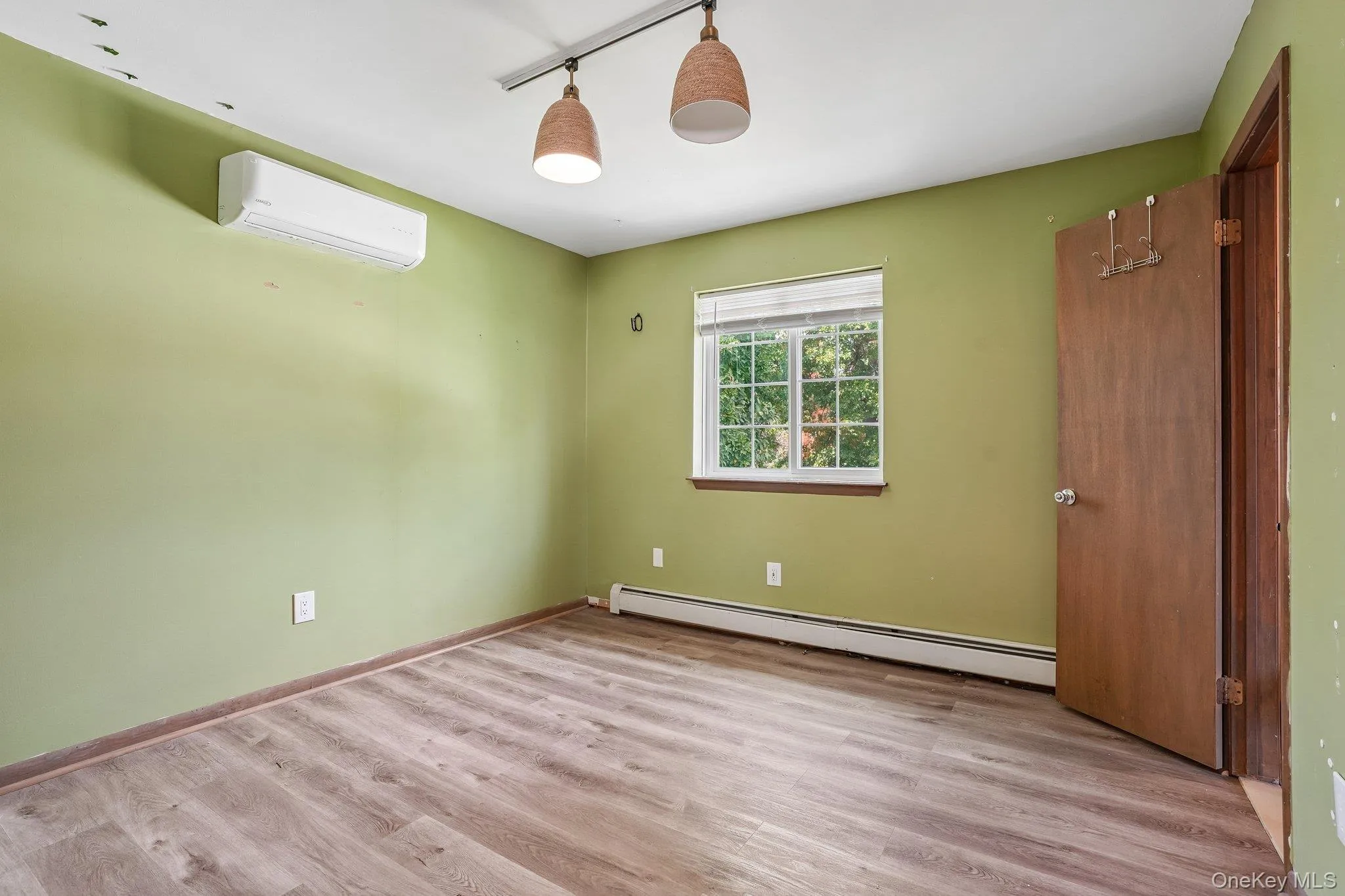 88 Golden Hill Avenue, Goshen, NY, 3 Bedrooms Bedrooms, 8 Rooms Rooms,2 BathroomsBathrooms,Residential,For Rent,Golden Hill,0,1062941 88 Golden Hill Avenue, Goshen, NY, 3 Bedrooms Bedrooms, 8 Rooms Rooms,2 BathroomsBathrooms,Residential,For Rent,Golden Hill,0,1062941